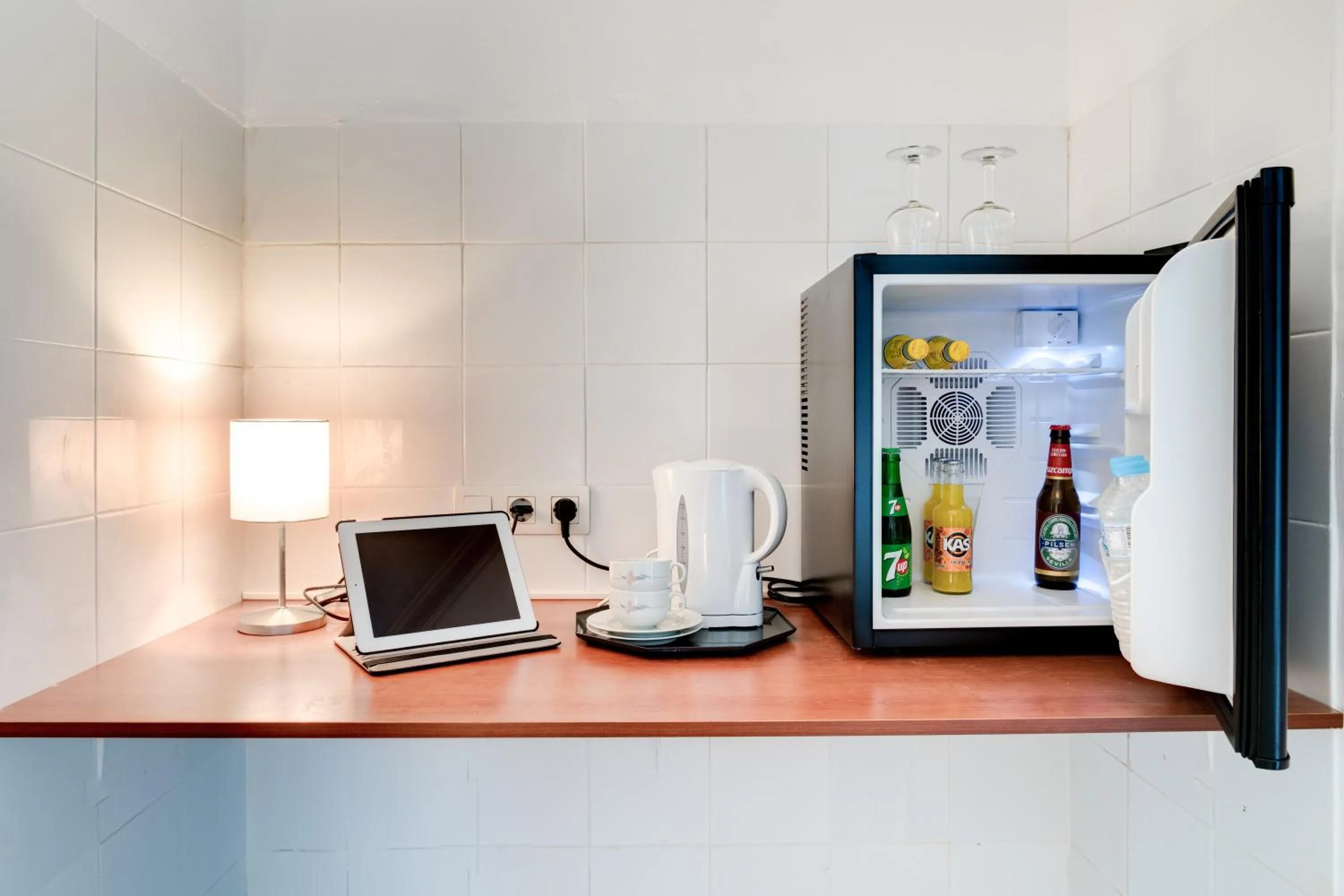 Coffee/tea facilities in Hostal Alegre