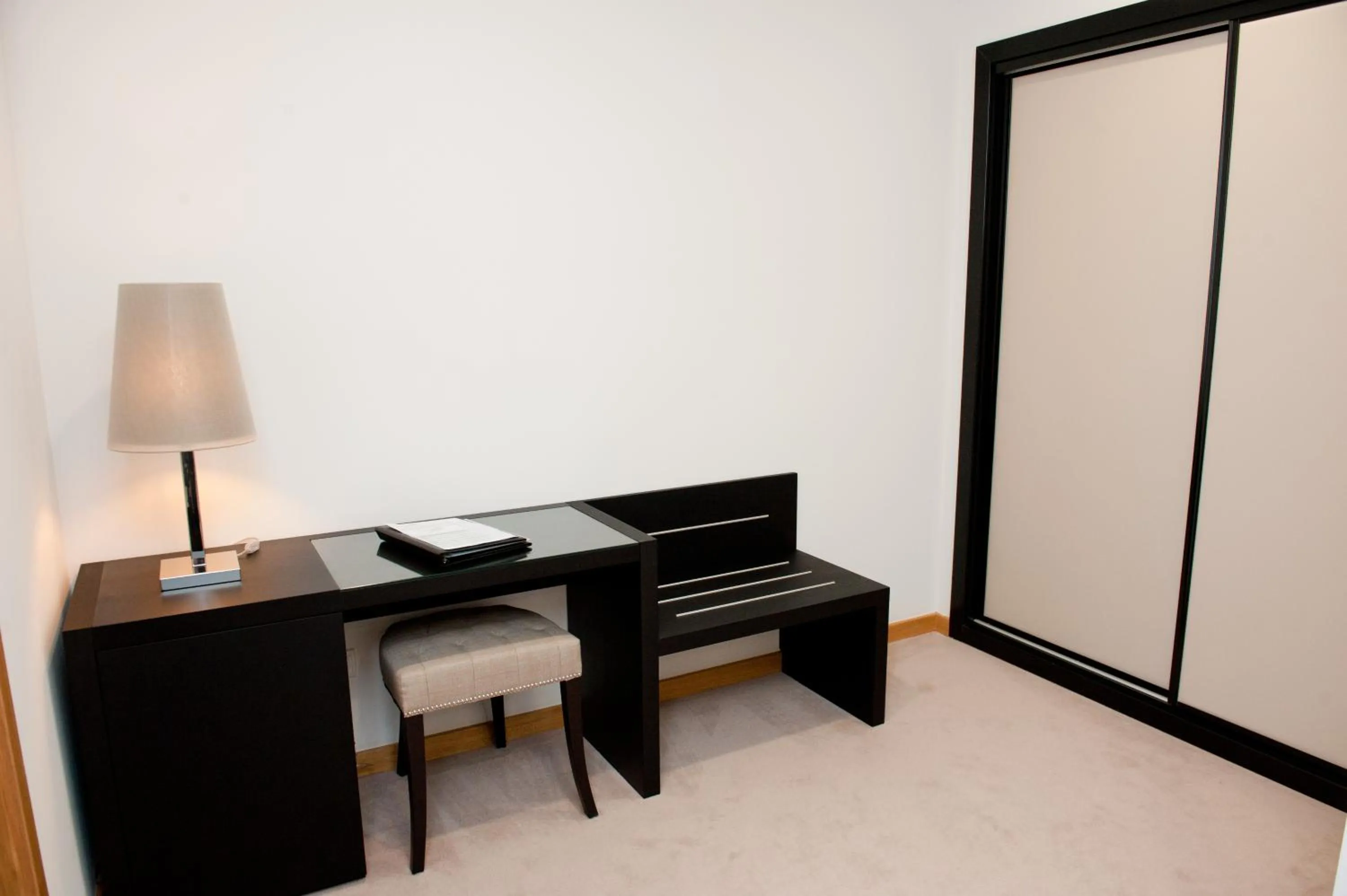 wardrobe in Atlantida Mar Hotel