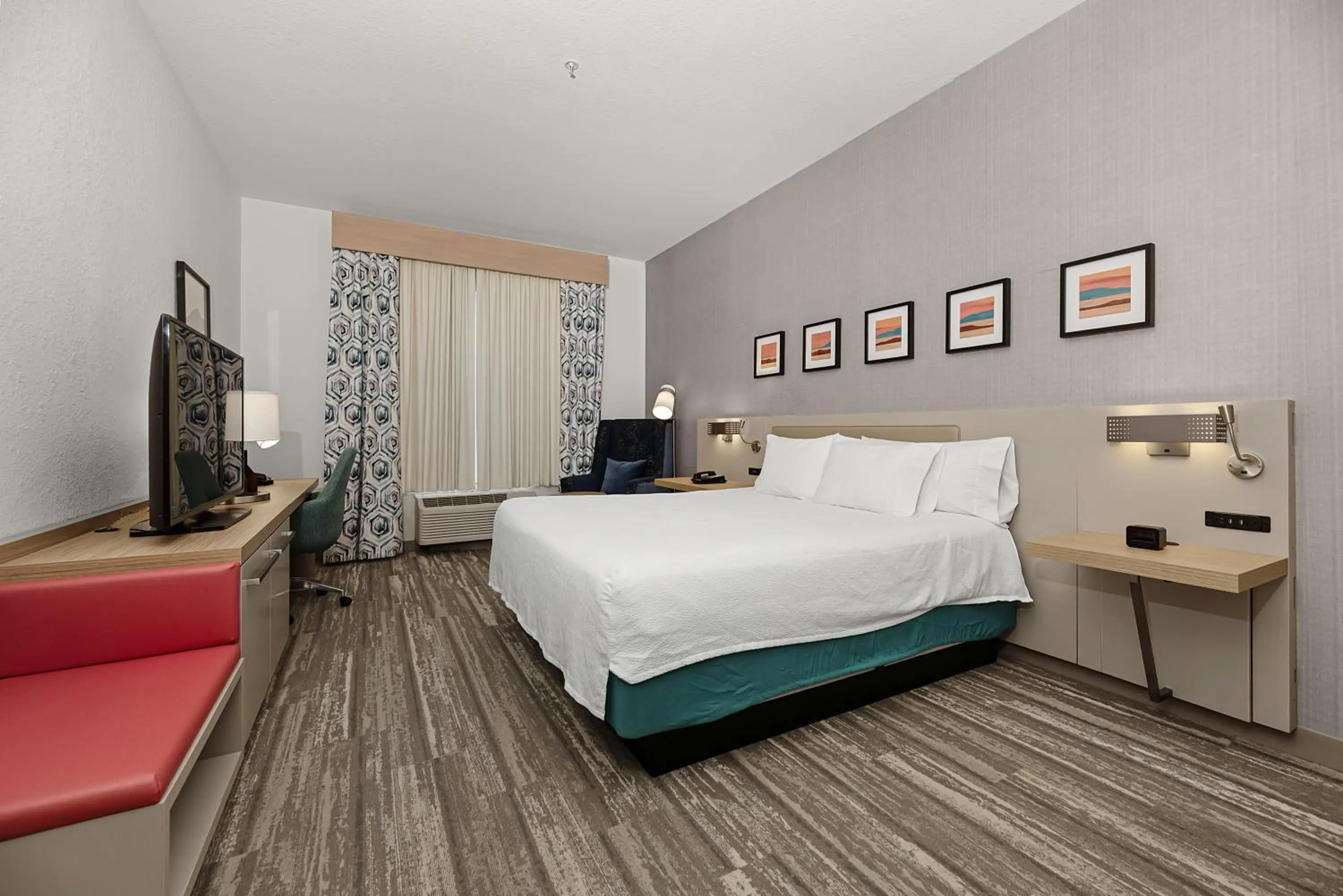 Bed in Hilton Garden Inn New Braunfels