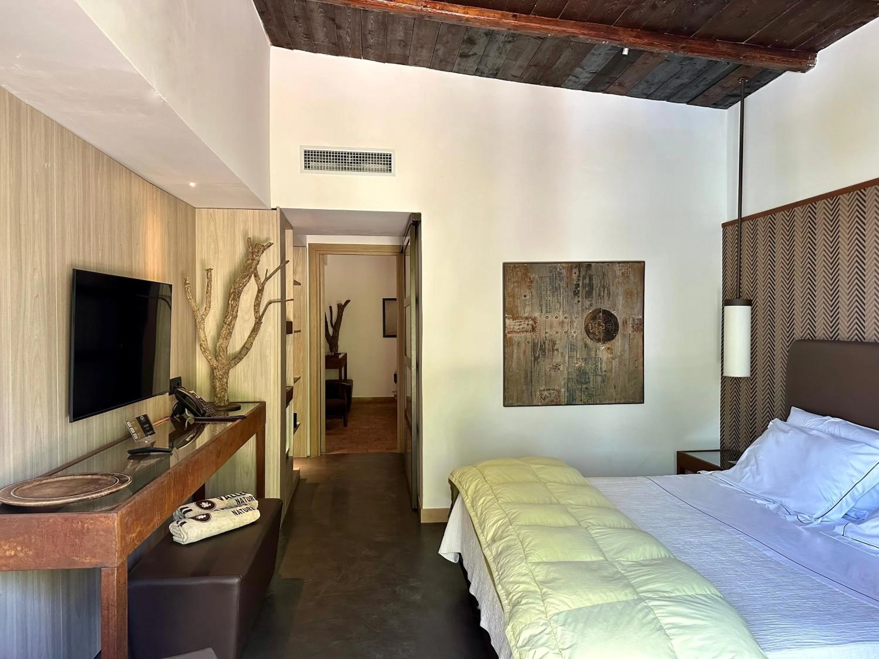 Photo of the whole room, Bed in Vallegrande Nature Resort by Geocharme