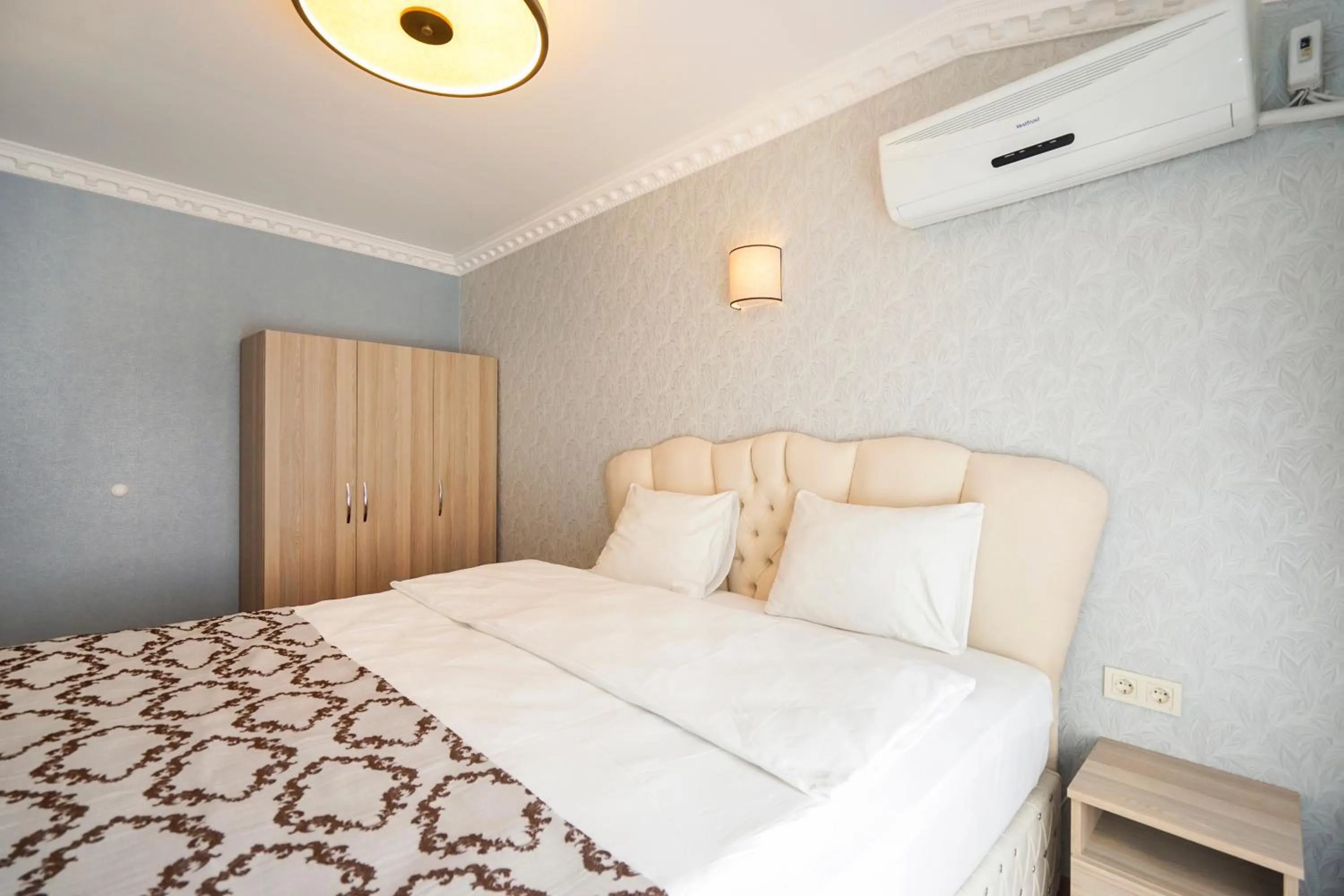 Bedroom, Bed in Authentic Apartments OldCity