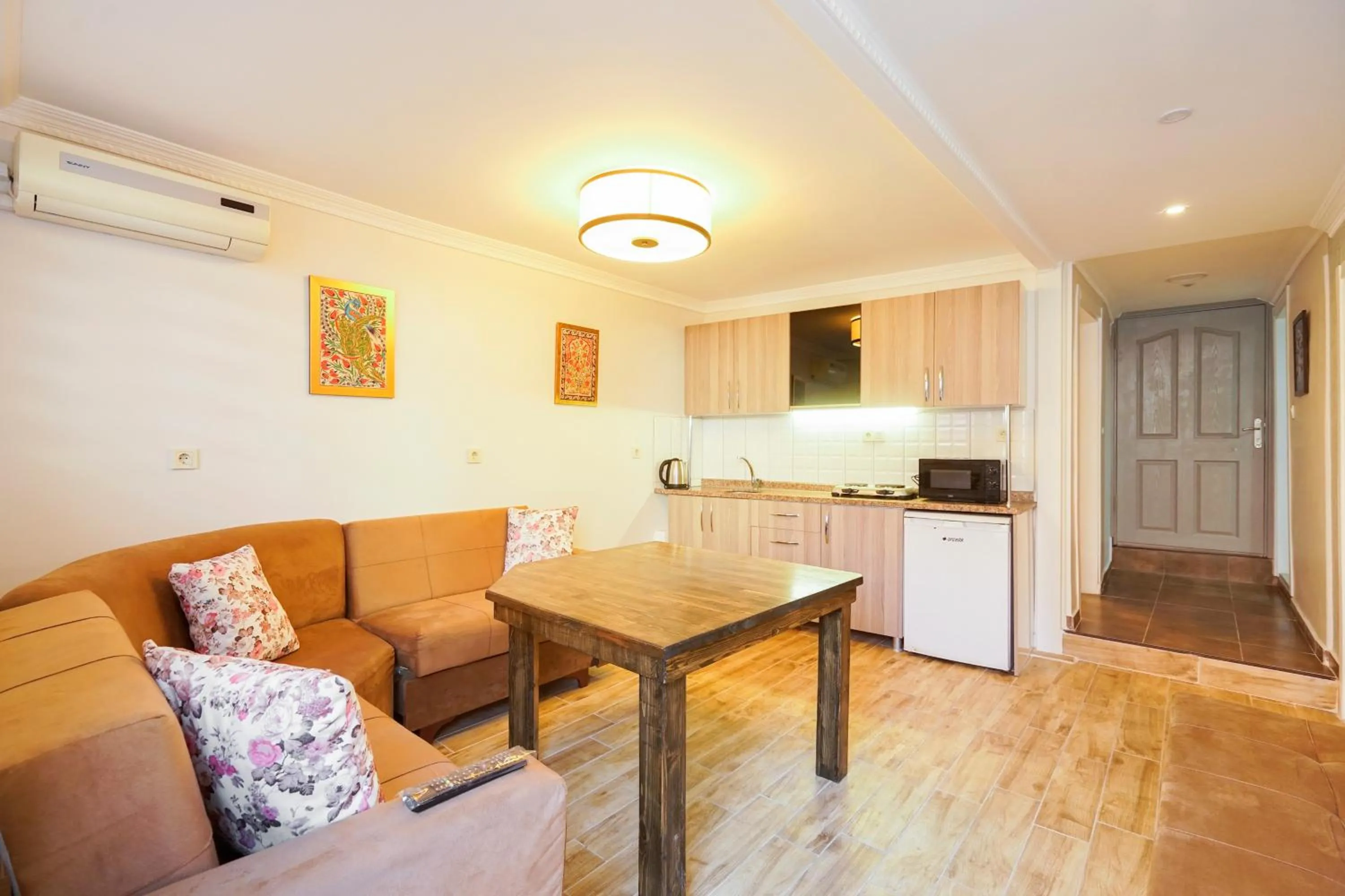 Kitchen or kitchenette in Authentic Apartments OldCity