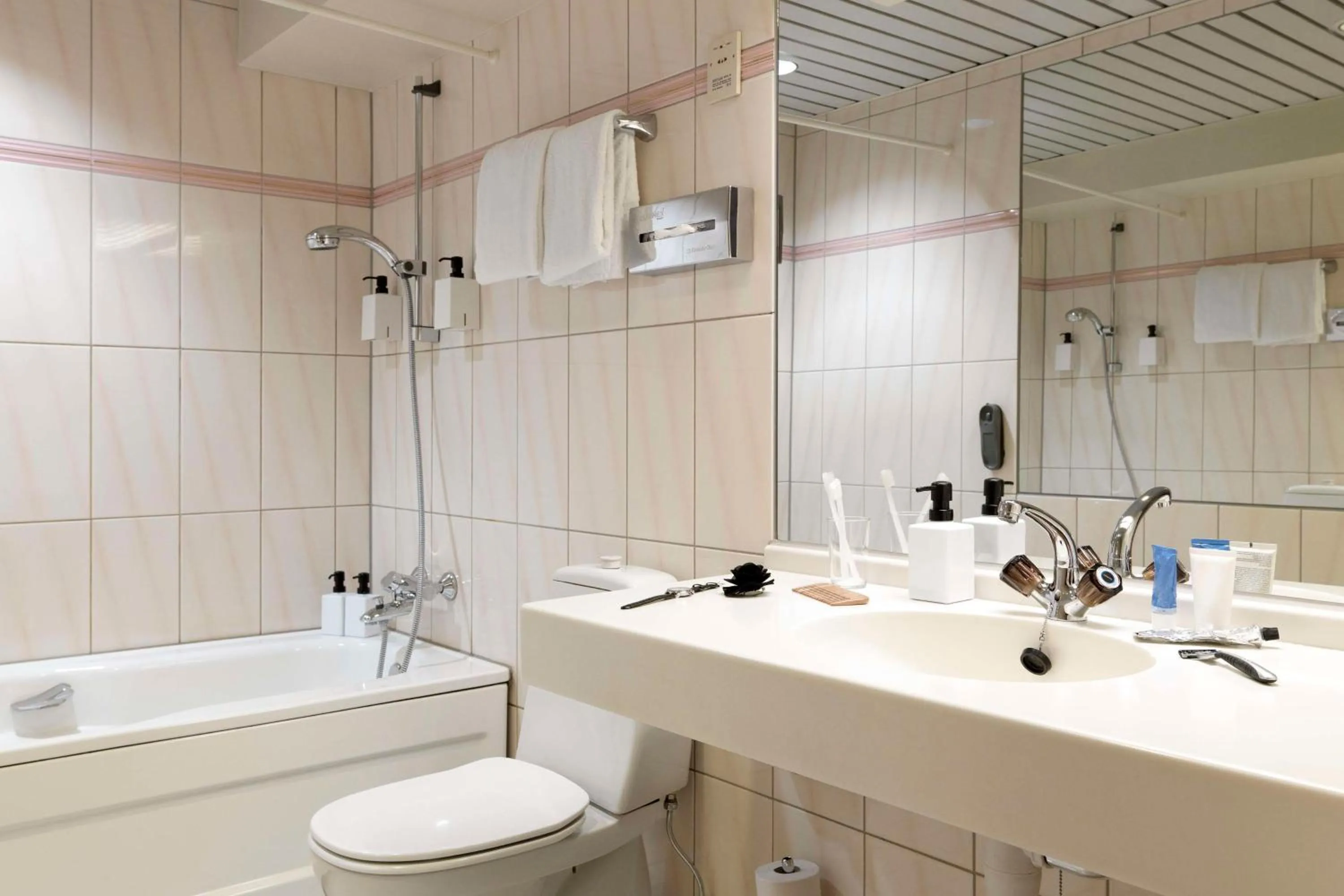 Bedroom in Scandic Neptun