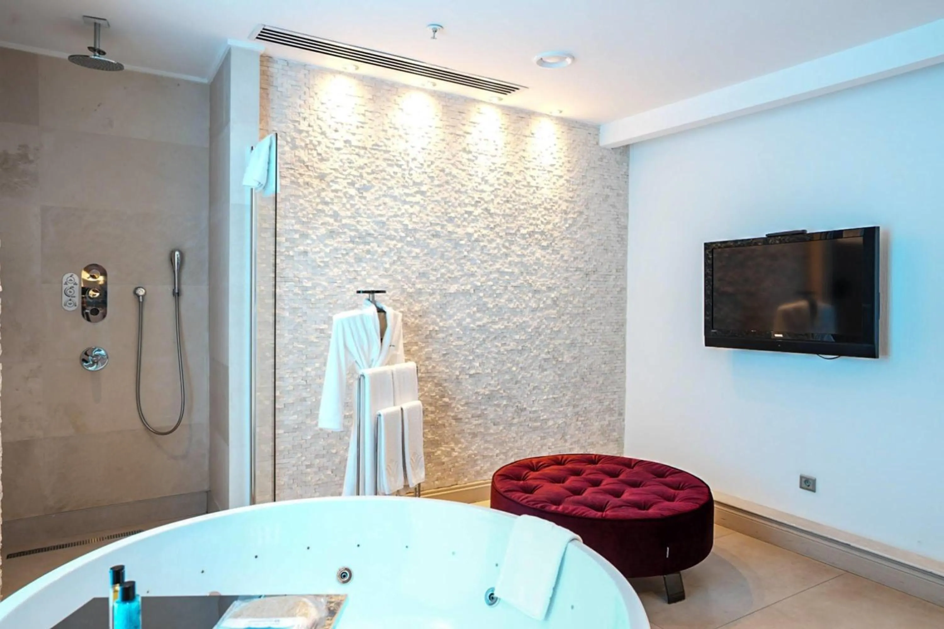 Bathroom in Wyndham Ankara