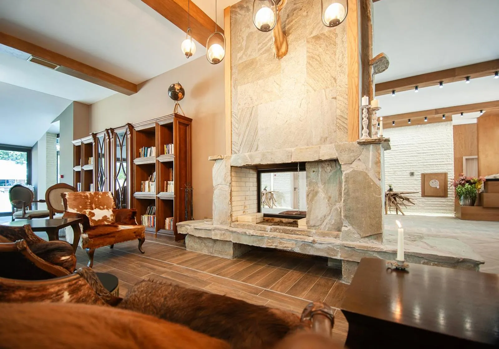 Lobby or reception in Park Hotel Ela
