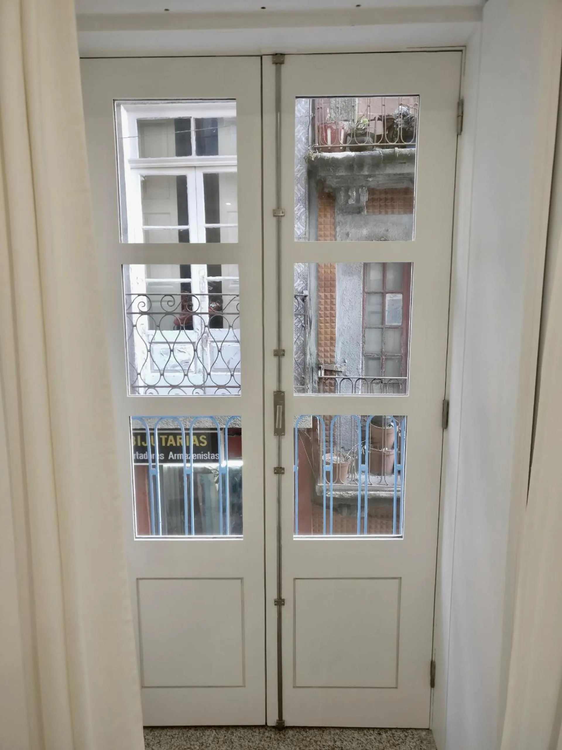 Decorative detail in Porto Villa