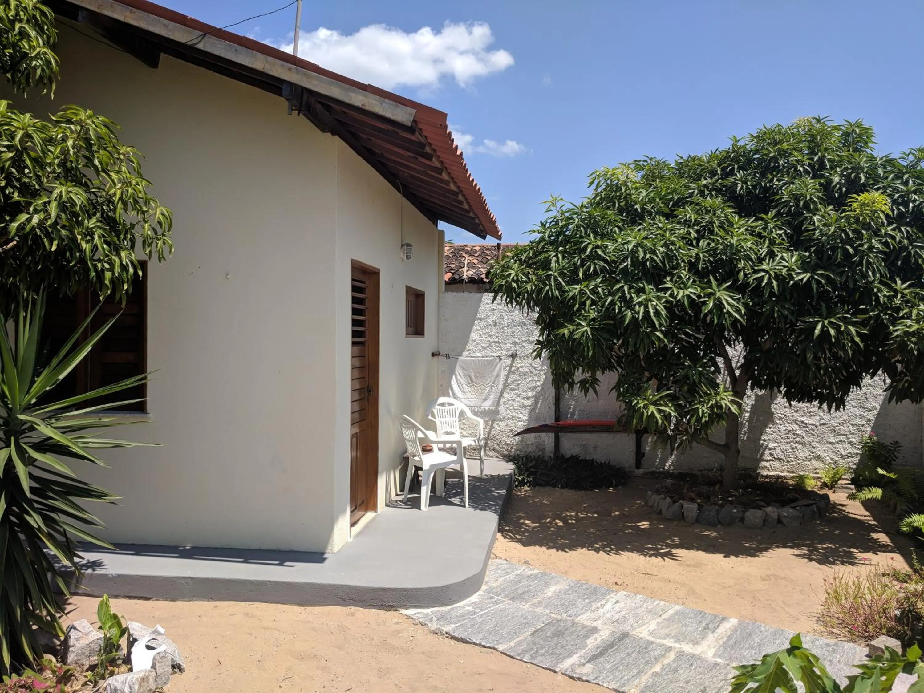 Property building in B&B Chalé Jardins