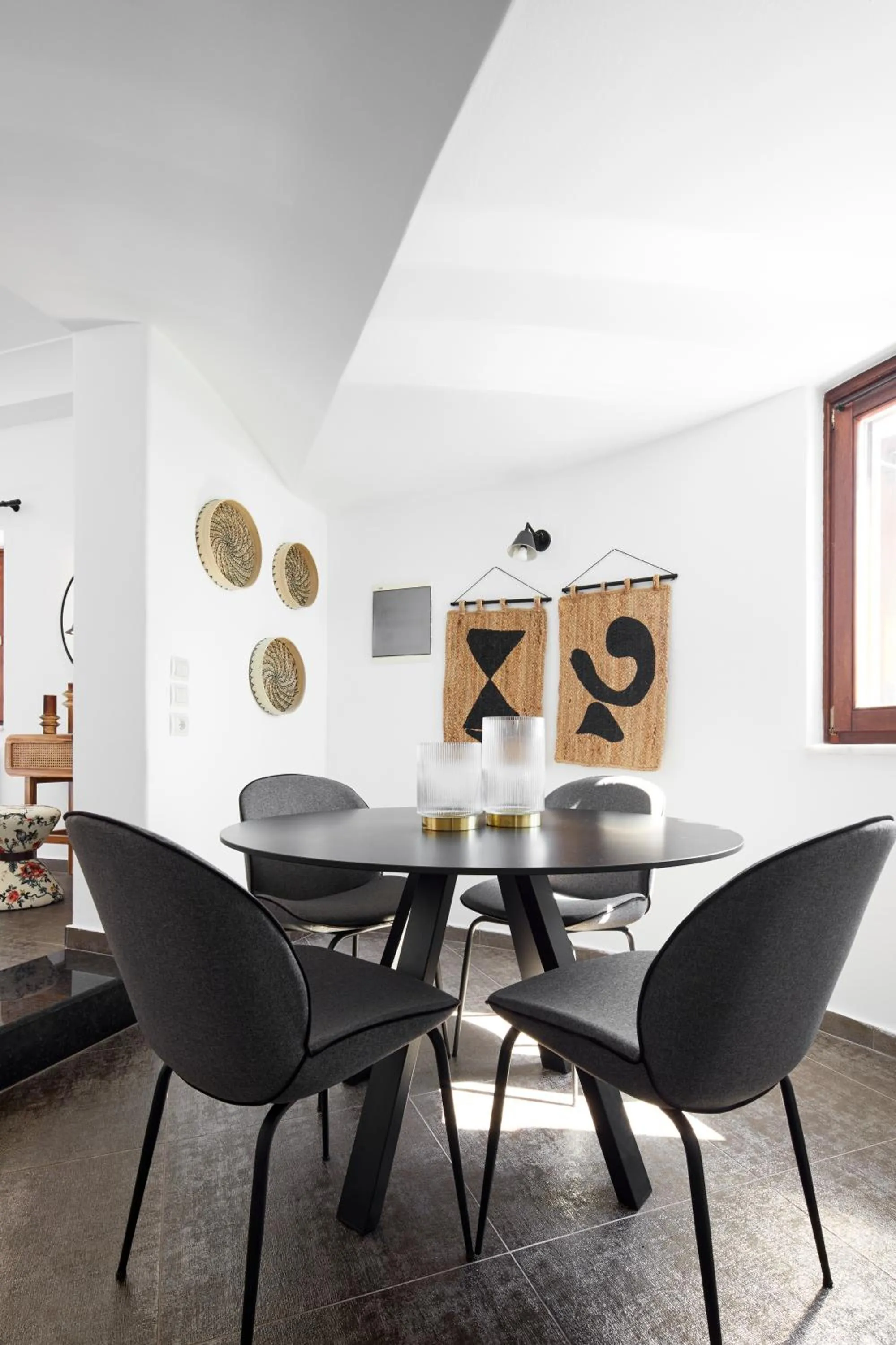 Seating area in Petit Palace Suites