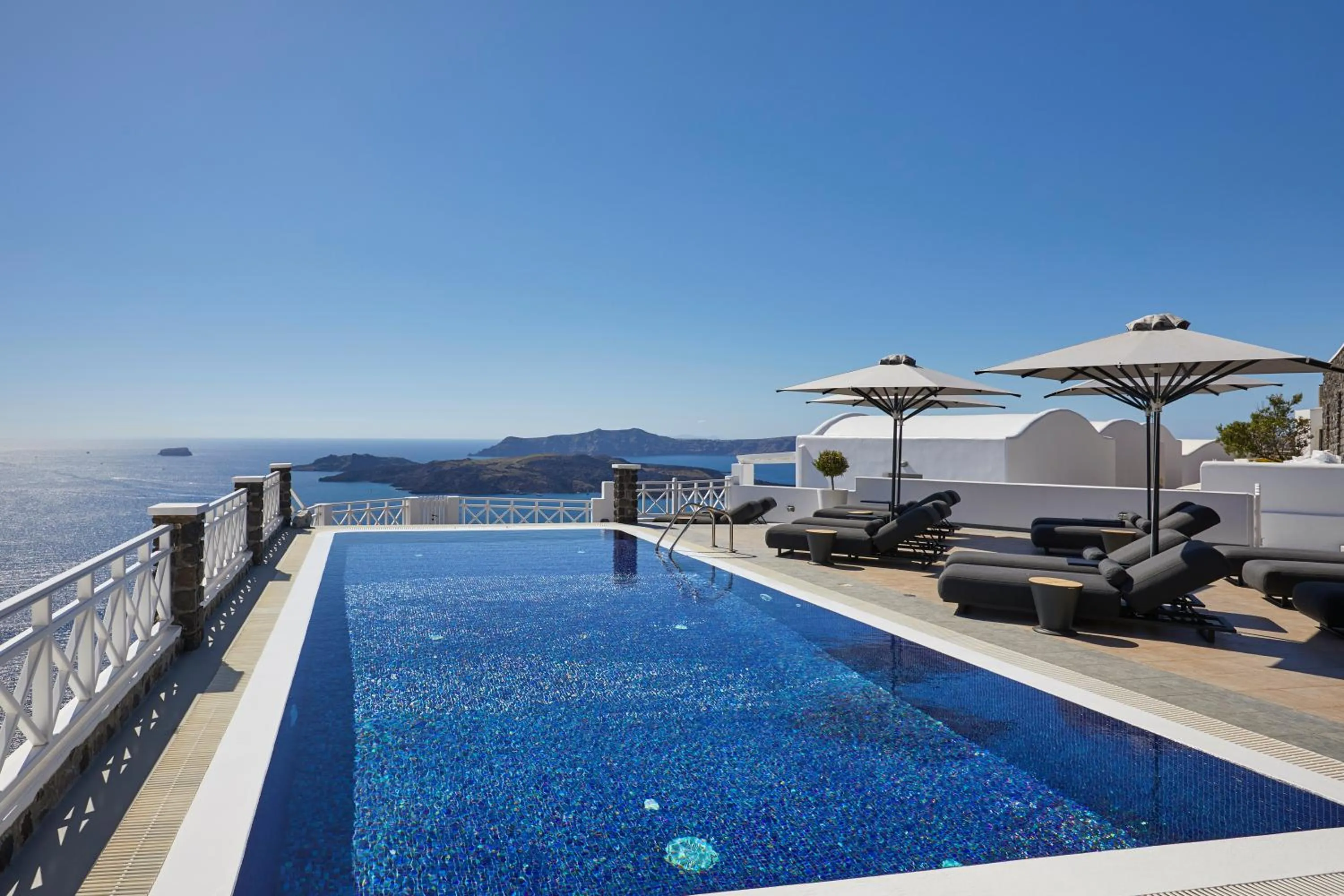 Patio in Petit Palace Suites