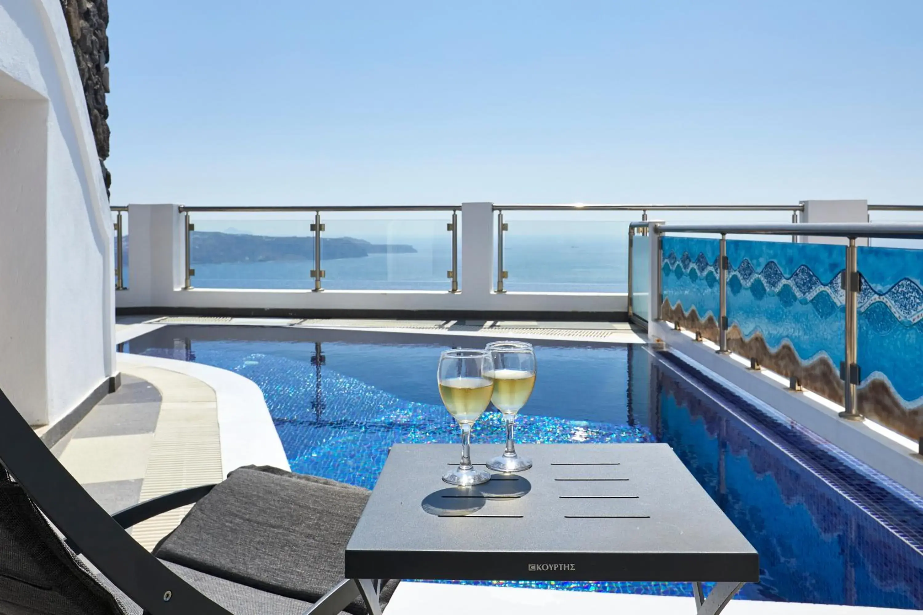 Premium Suite with private heated pool and caldera view in Petit Palace Suites Premium Suite with private heated pool and caldera view in Petit Palace Suites