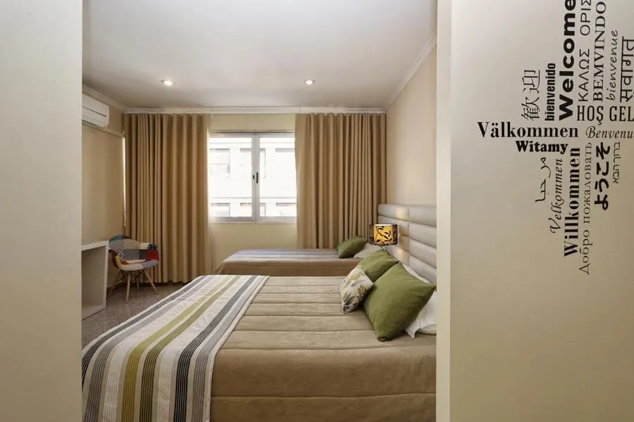 Bedroom, Bed in Oporto City Centre Apartments