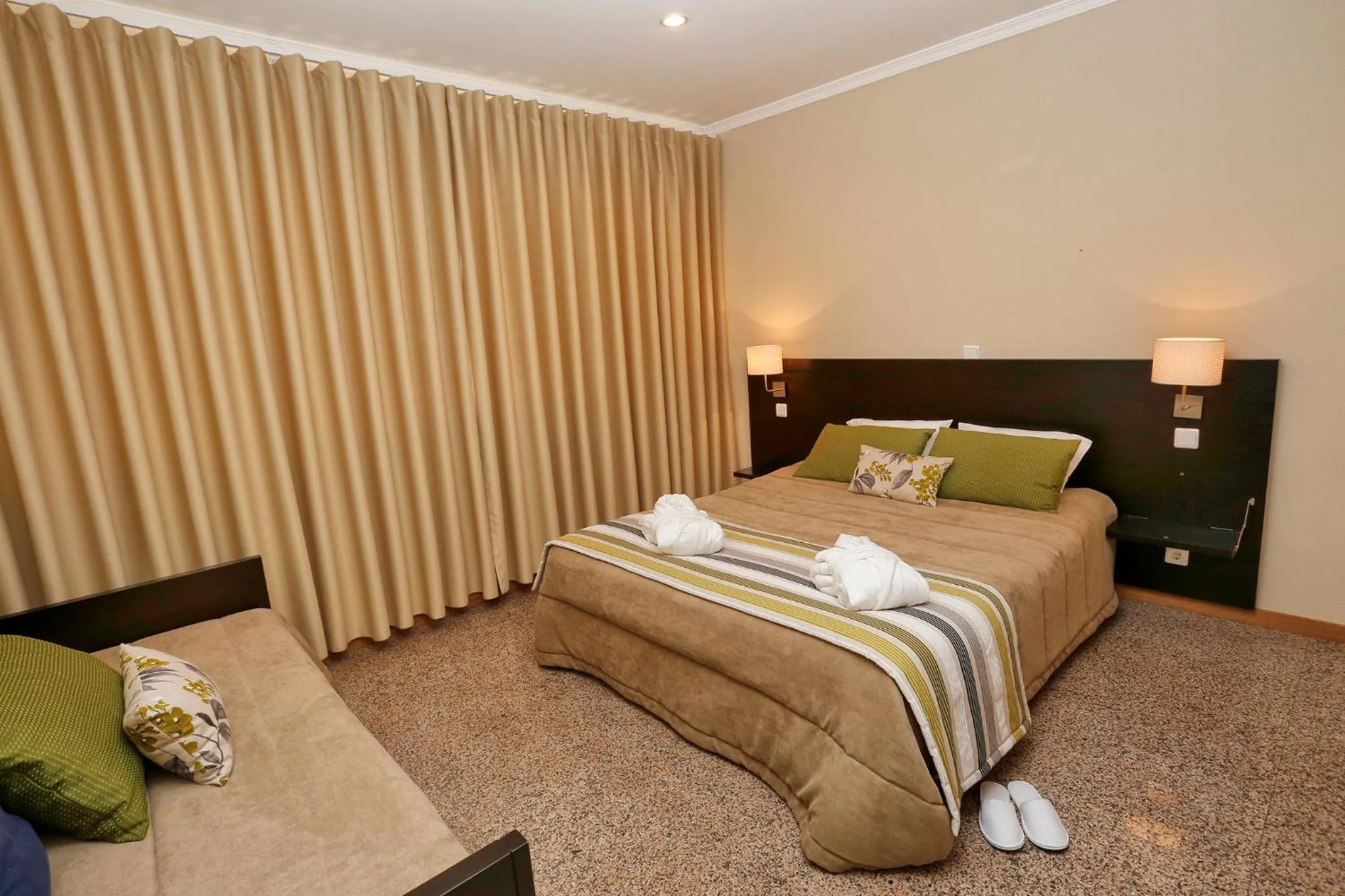 Bedroom, Bed in Oporto City Centre Apartments