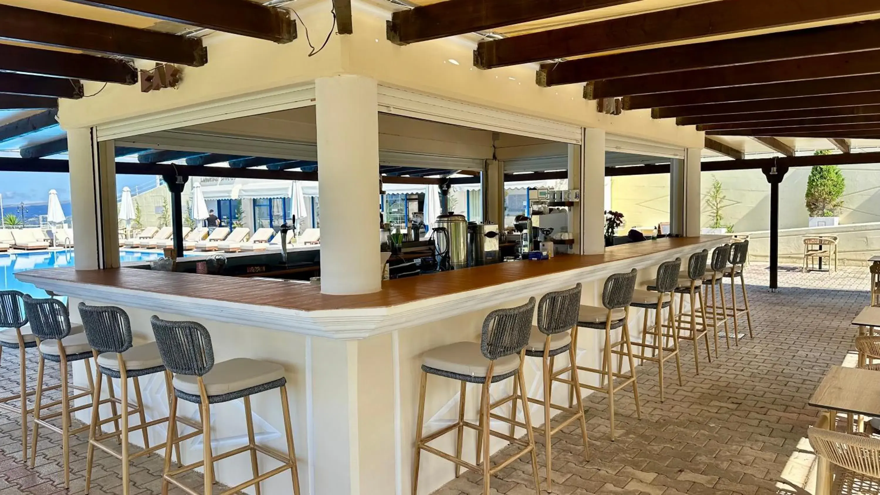 Restaurant/places to eat in Liberatos Village Restaurant/places to eat in Liberatos Village