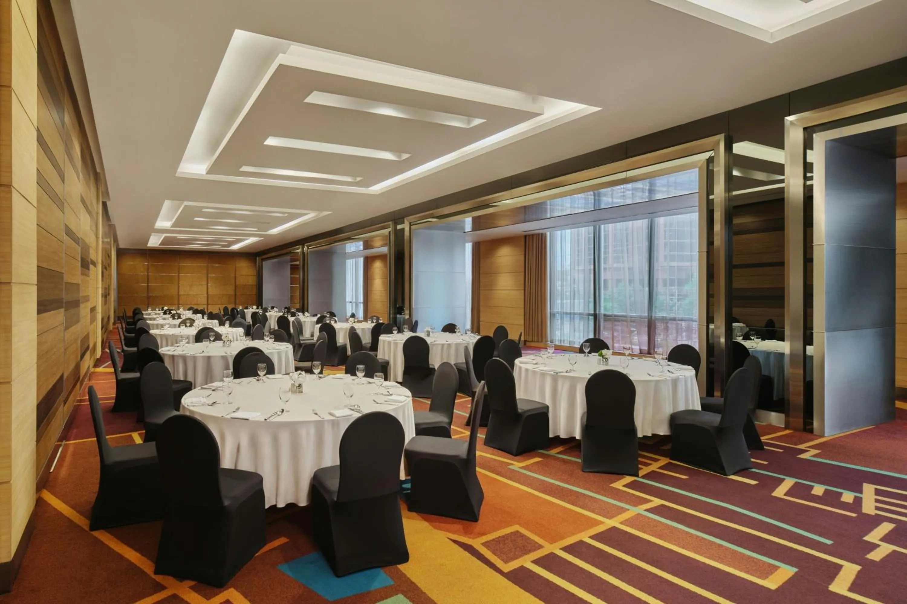 Meeting/conference room in Jubilee Prestige Hotel Ratchadapisek