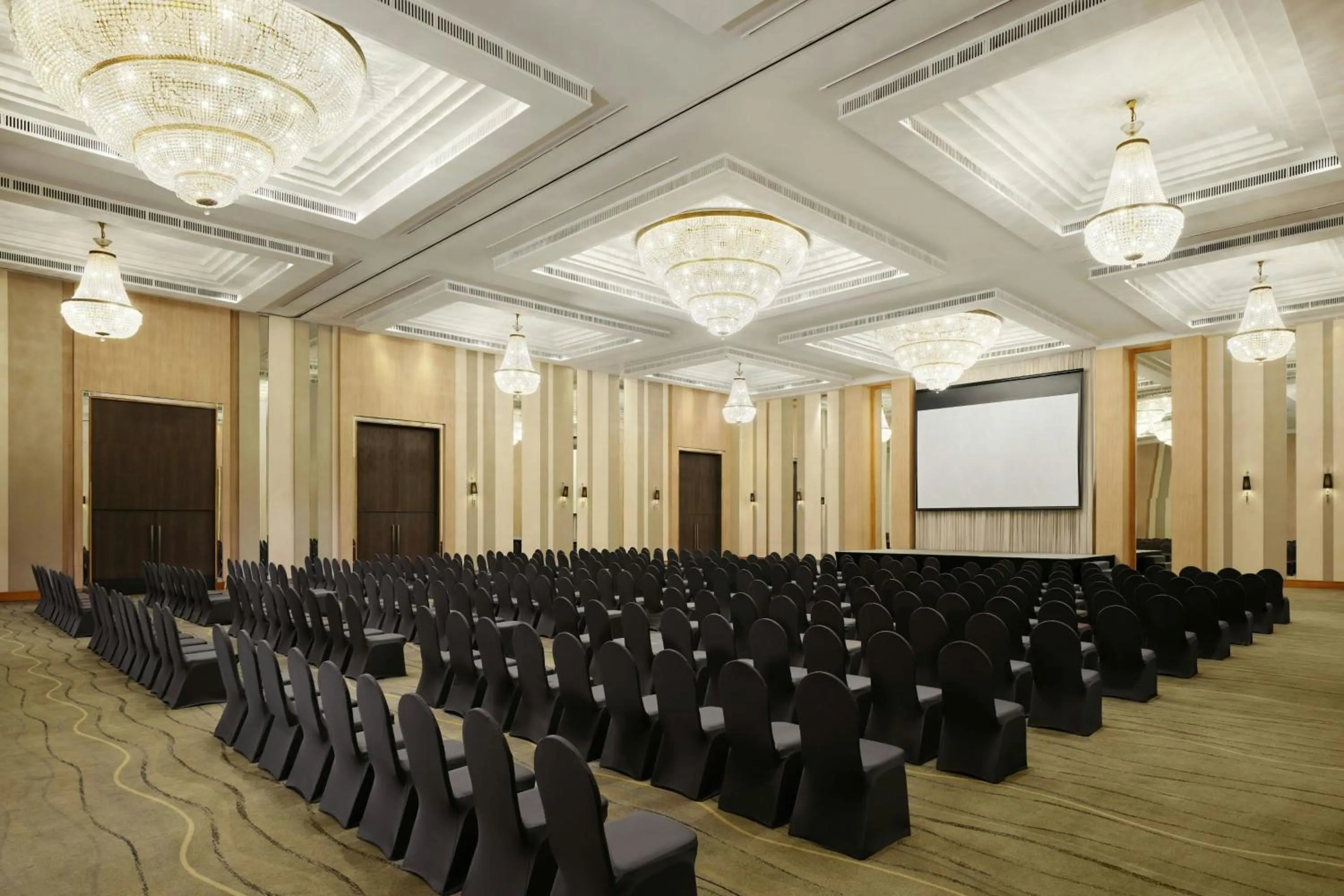 Meeting/conference room in Jubilee Prestige Hotel Ratchadapisek