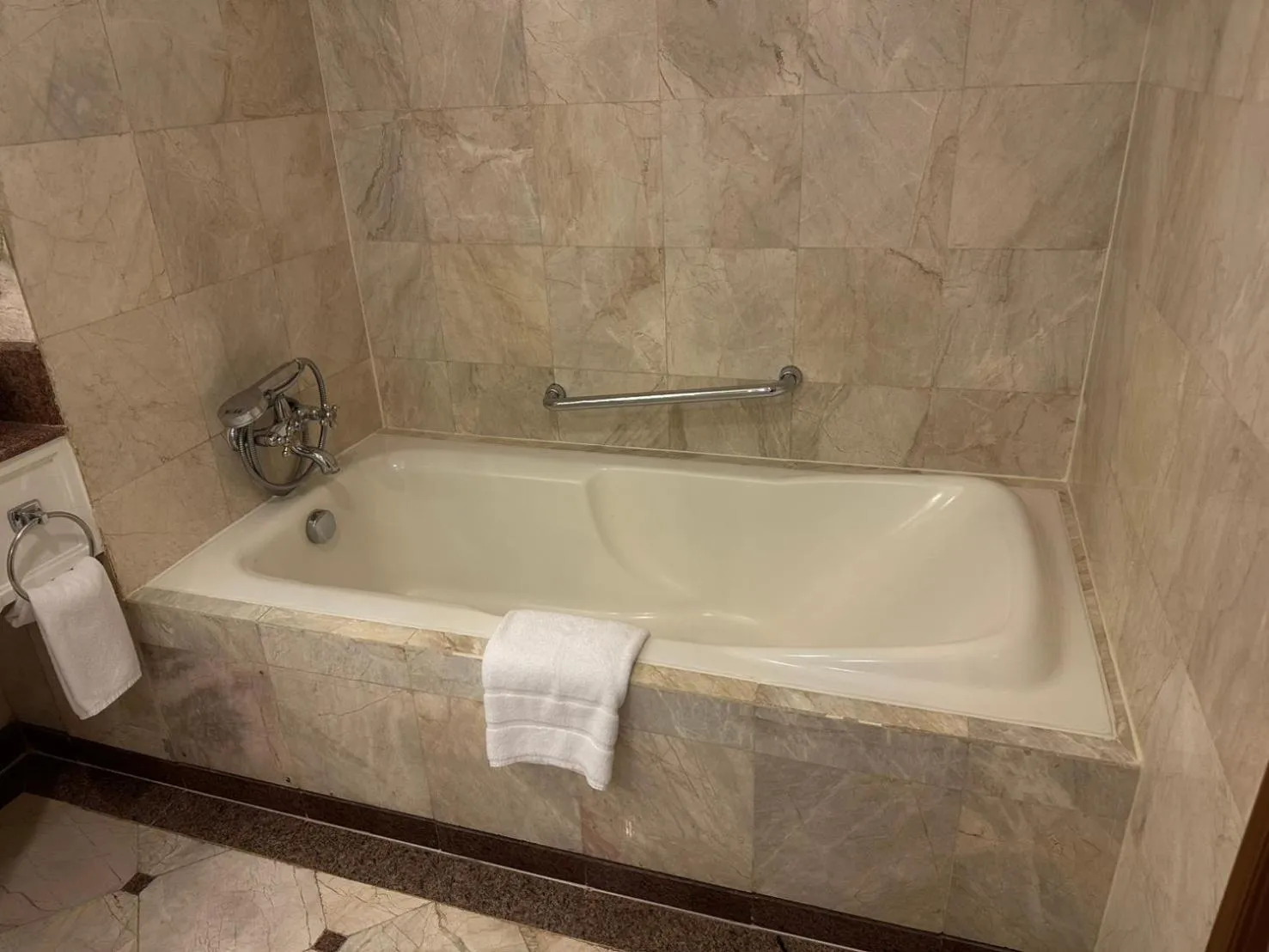 Bathroom in Jubilee Prestige Hotel Ratchadapisek