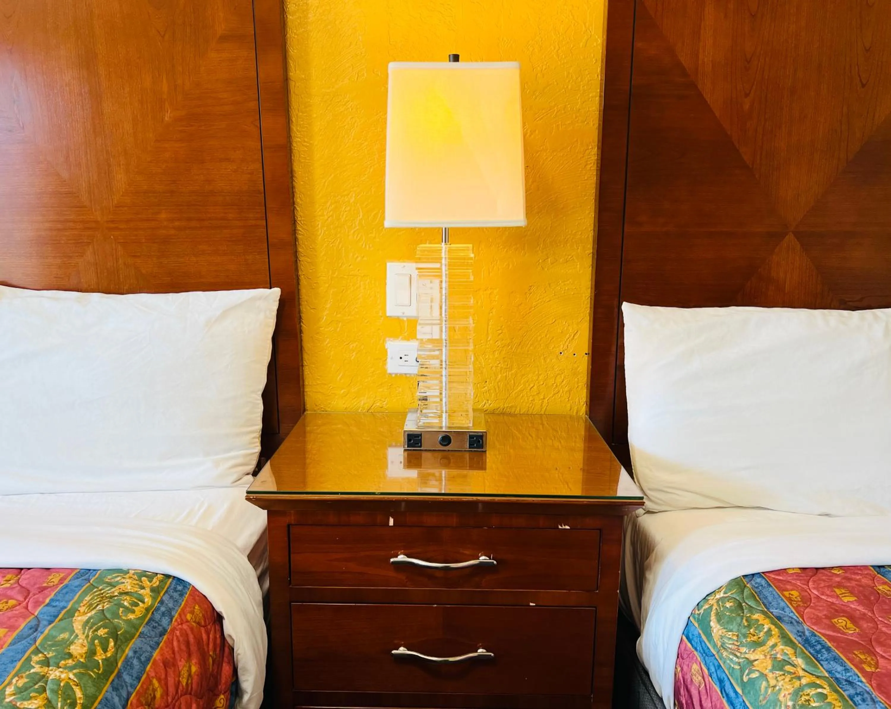 Bed in Relax Inn Lawton