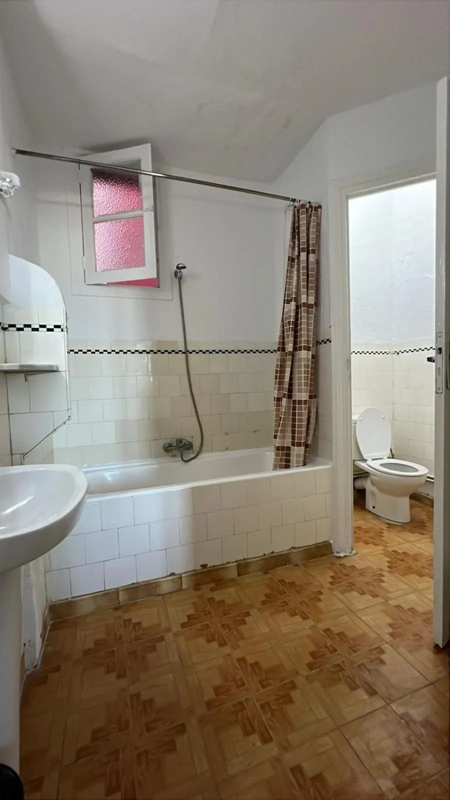 Bathroom in Hotel Le Gardenia (ex Lutetia)