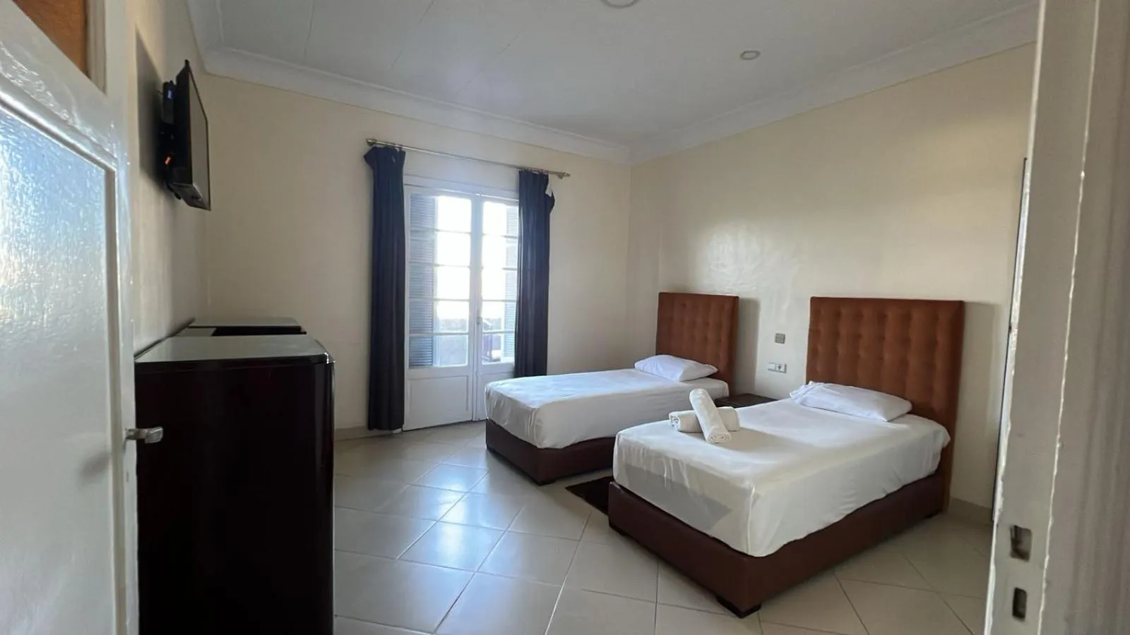 Bed in Hotel Le Gardenia (ex Lutetia)