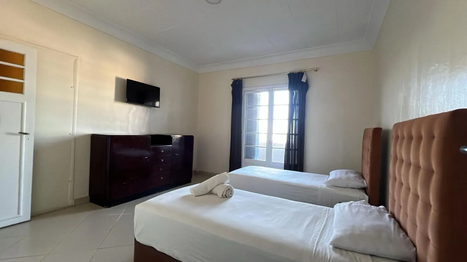 Bed in Hotel Le Gardenia (ex Lutetia)