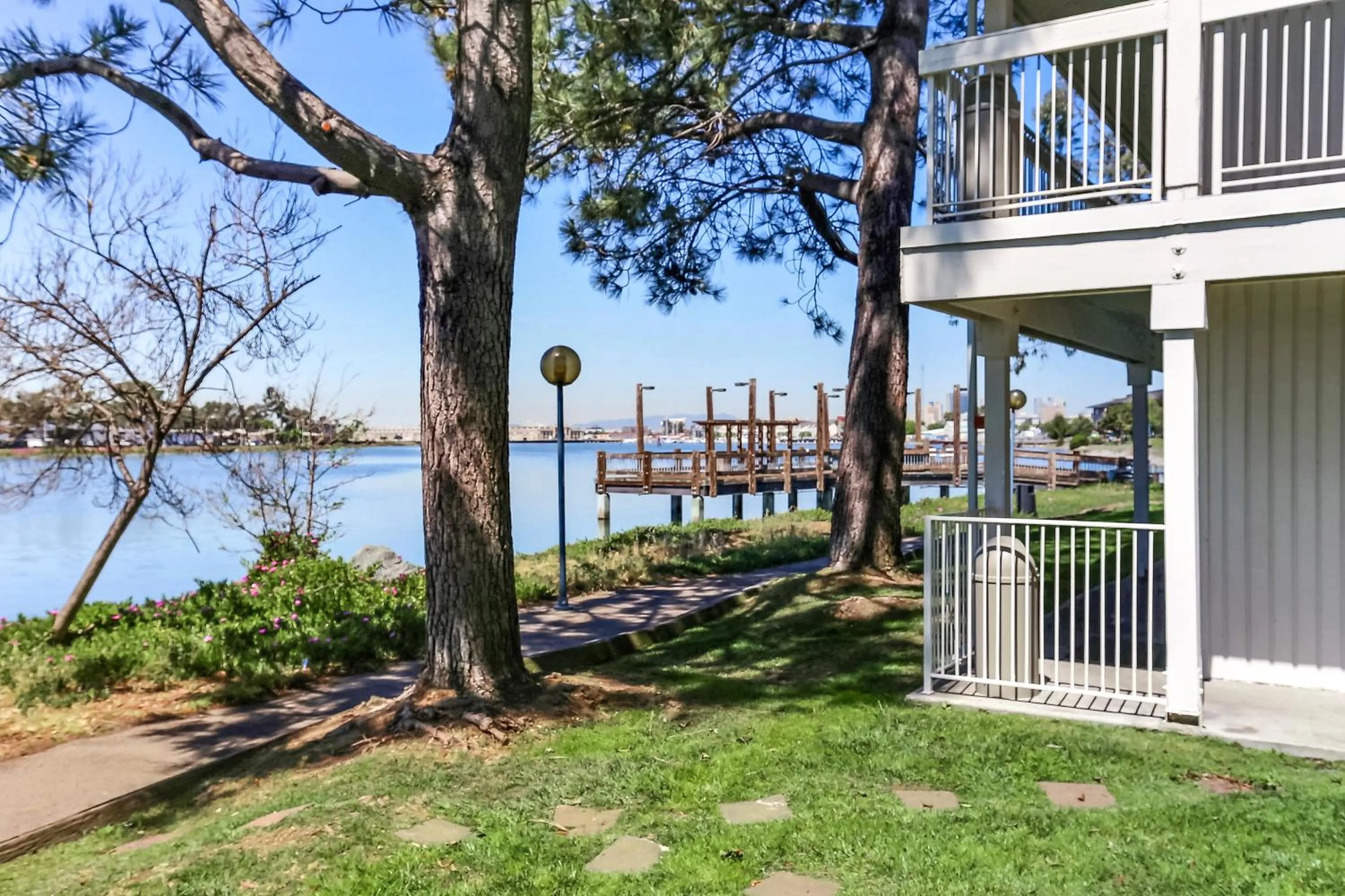 Other in Motel 6-Oakland, CA - Embarcadero