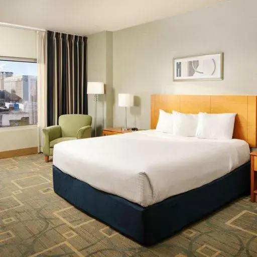 Bed in The Platinum Hotel Bed in The Platinum Hotel