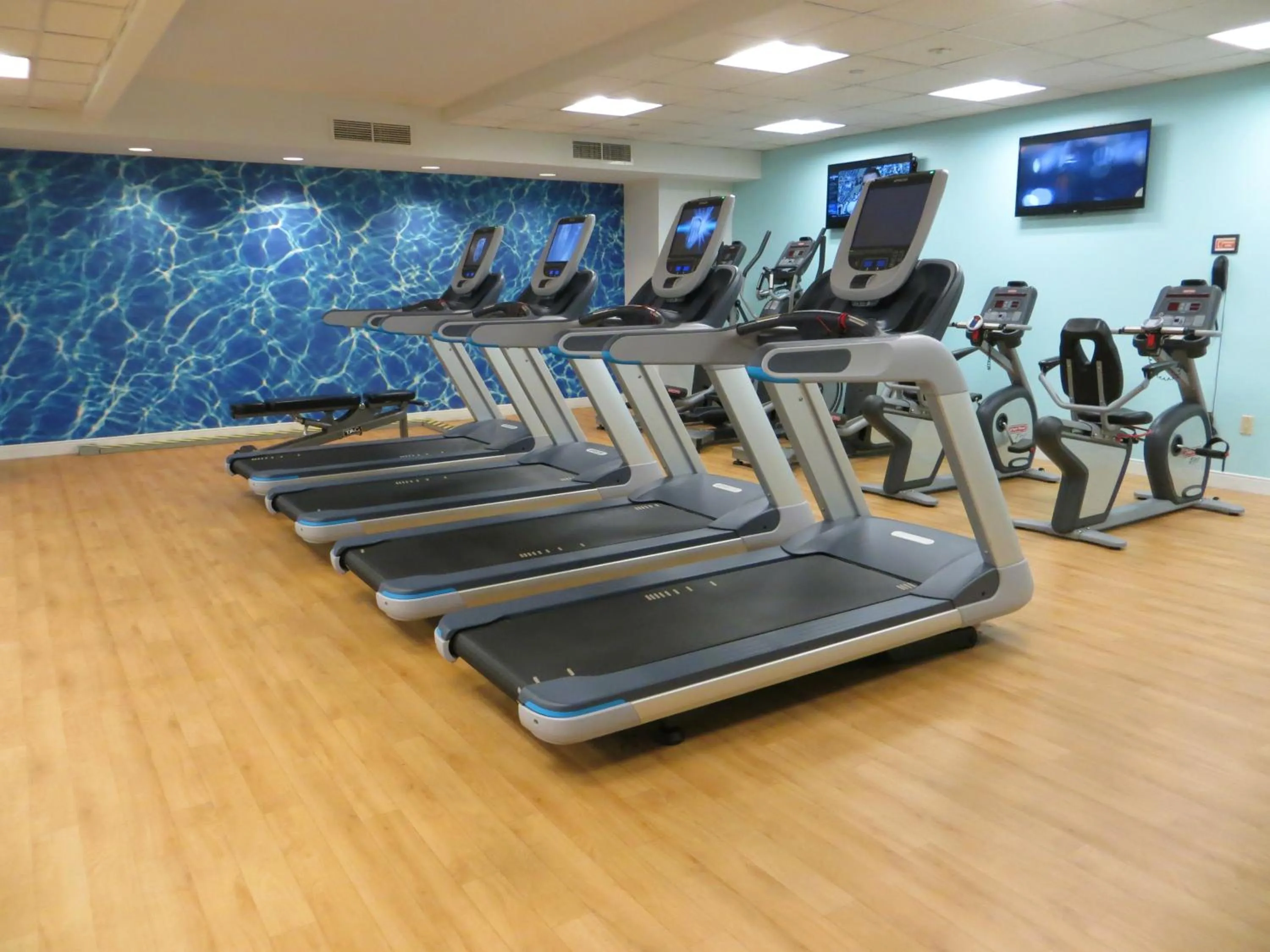 Fitness centre/facilities in The Platinum Hotel