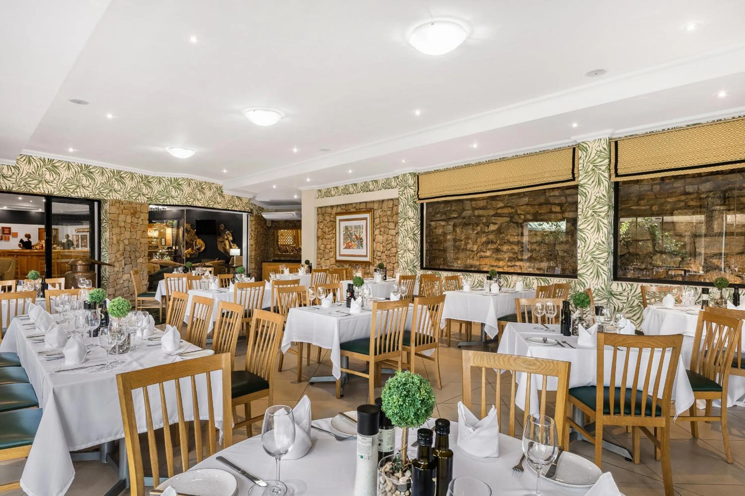 Restaurant/places to eat in Park Hotel Mokopane