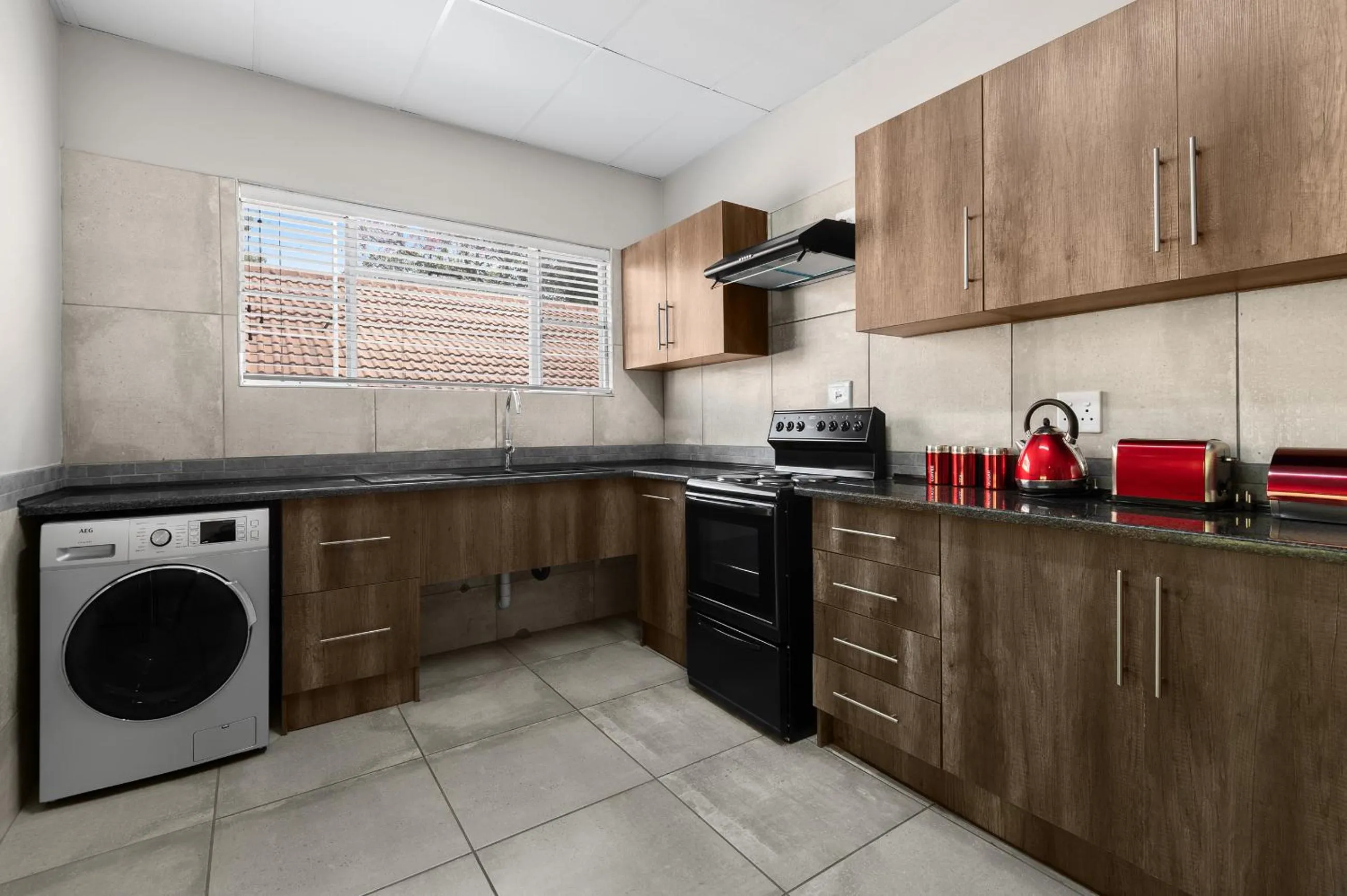 Kitchen or kitchenette in Park Hotel Mokopane