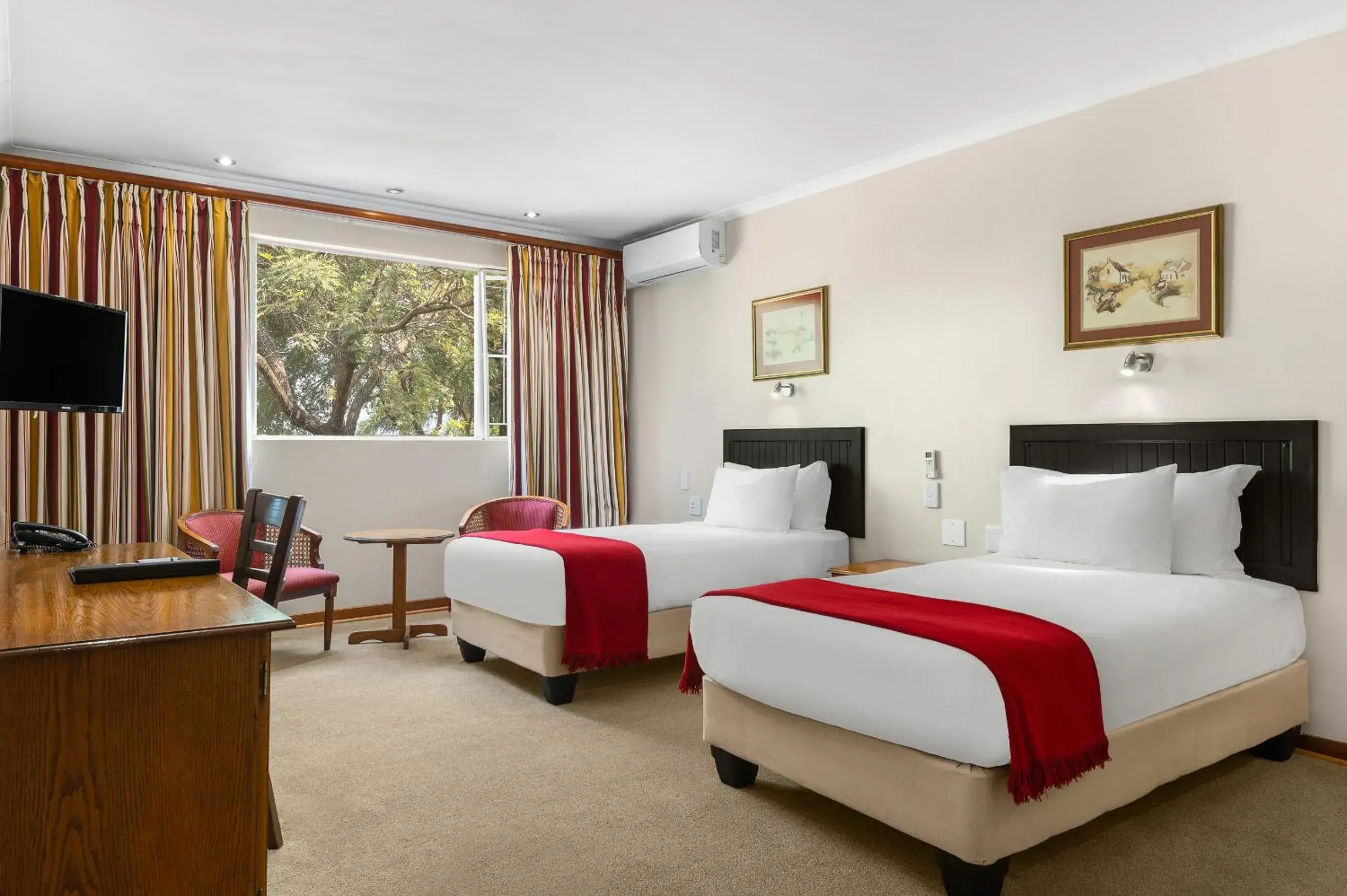 Family Room with Private Bathroom in Park Hotel Mokopane Family Room with Private Bathroom in Park Hotel Mokopane