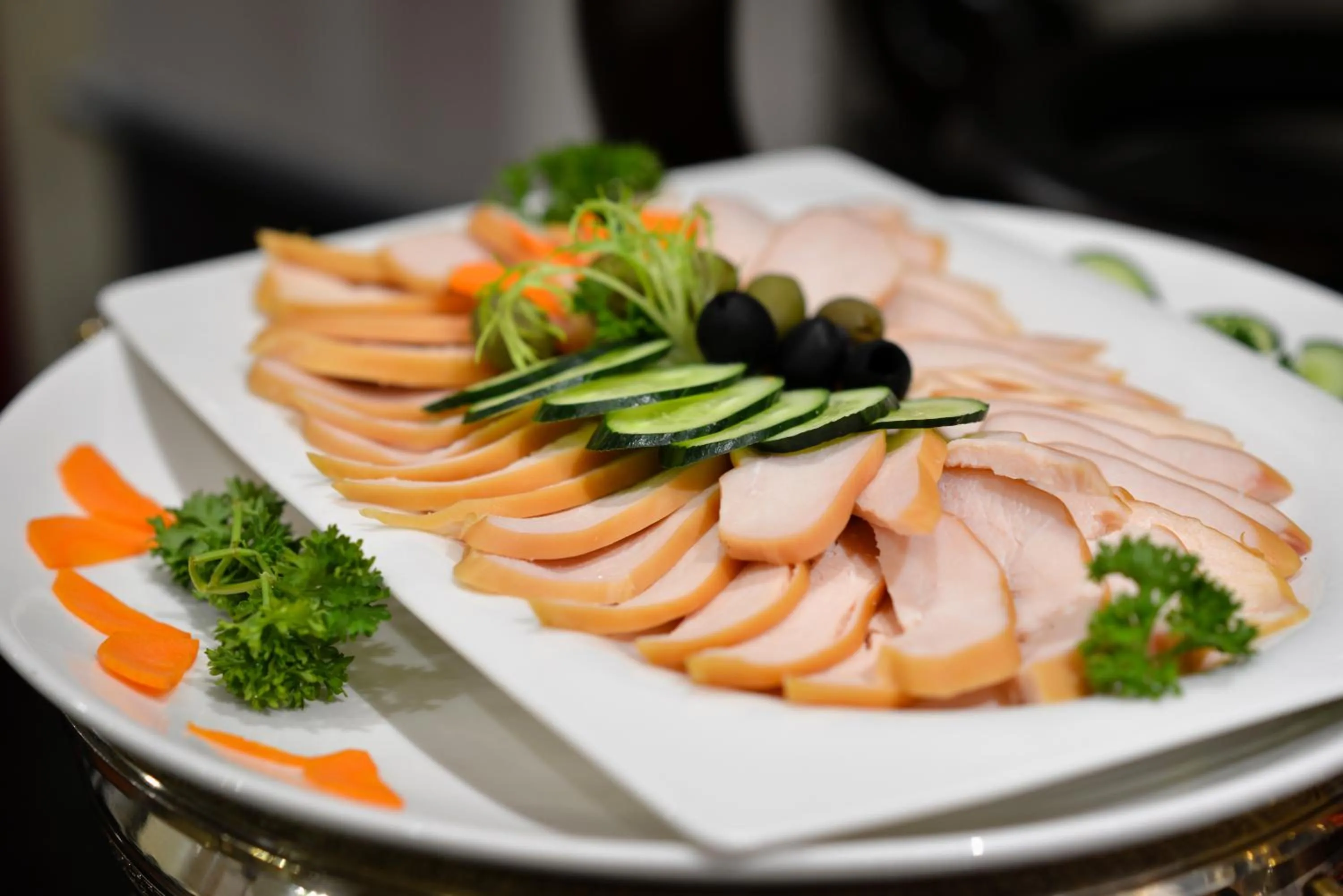 Restaurant/places to eat in Twin Towers Hotel