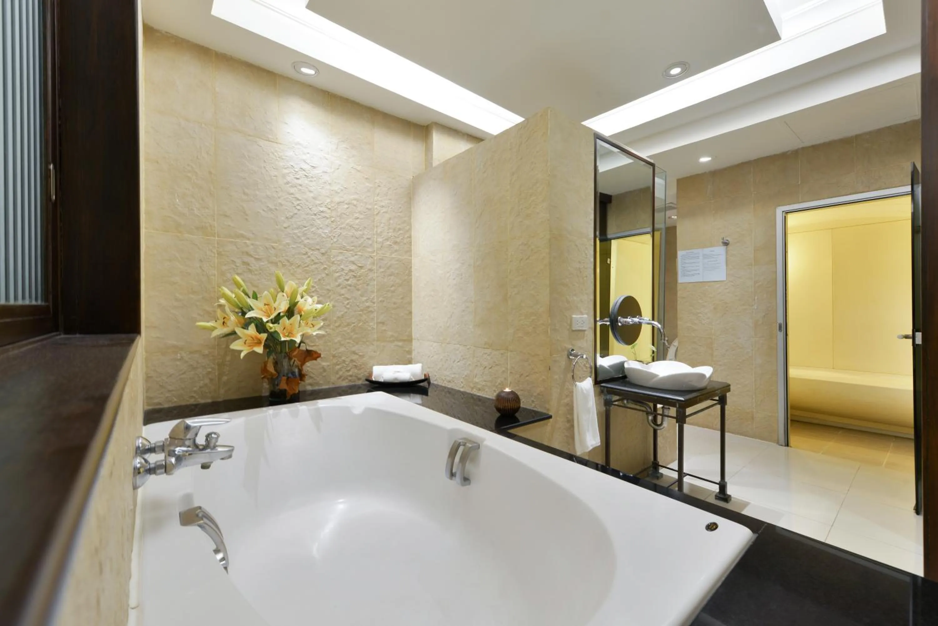 Spa and wellness centre/facilities in Twin Towers Hotel
