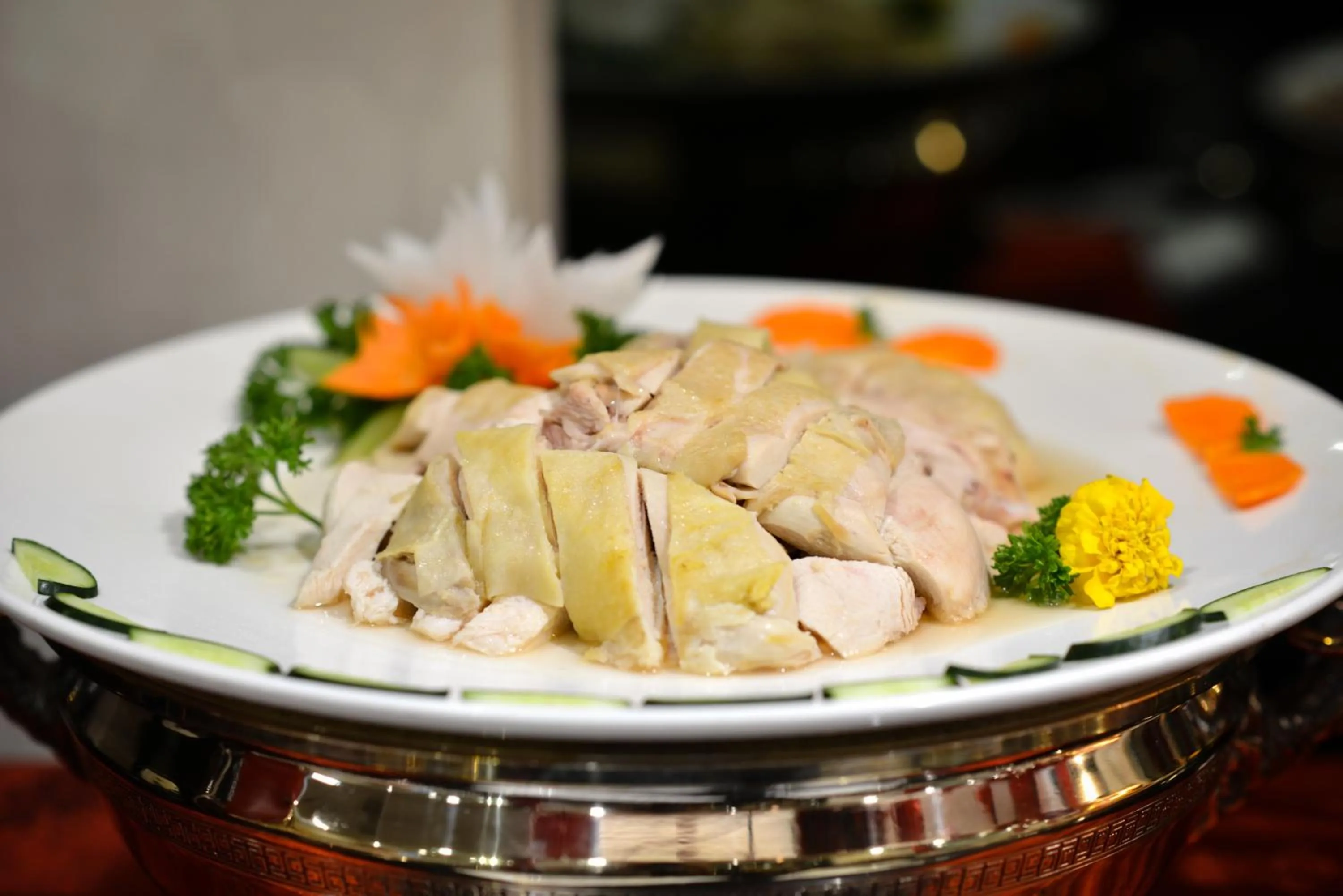 Restaurant/places to eat in Twin Towers Hotel