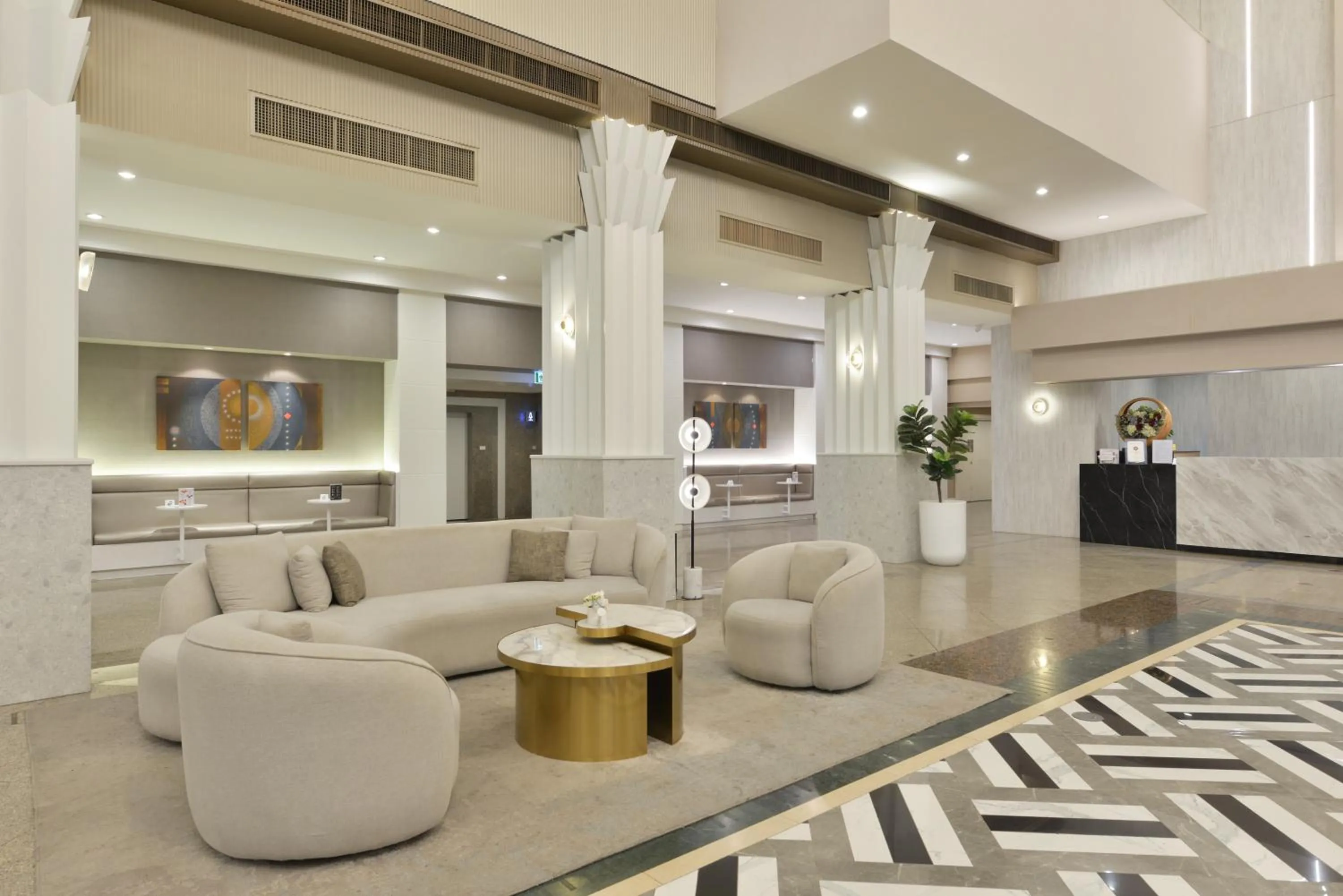 Lobby or reception in Twin Towers Hotel