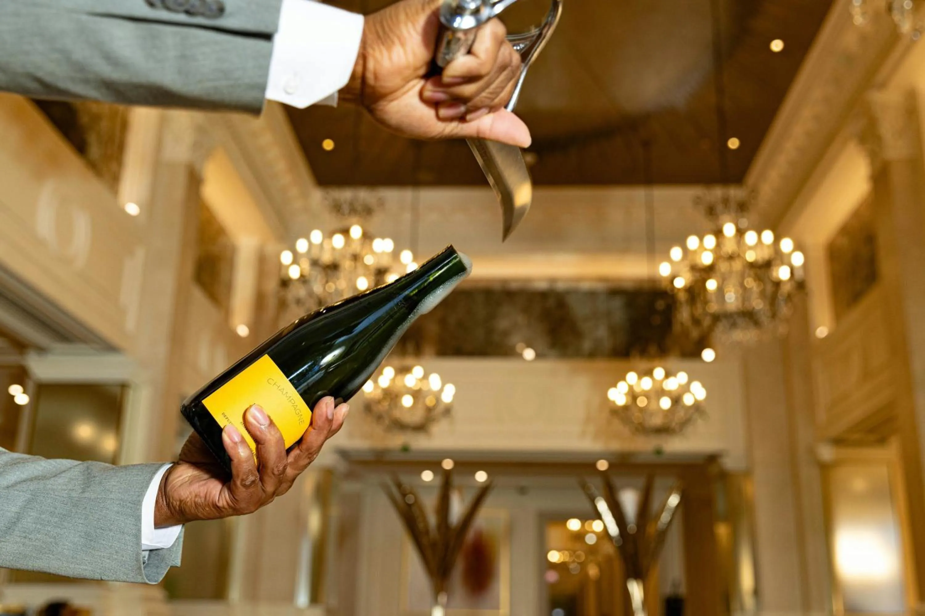 Restaurant/places to eat in The St. Regis New York