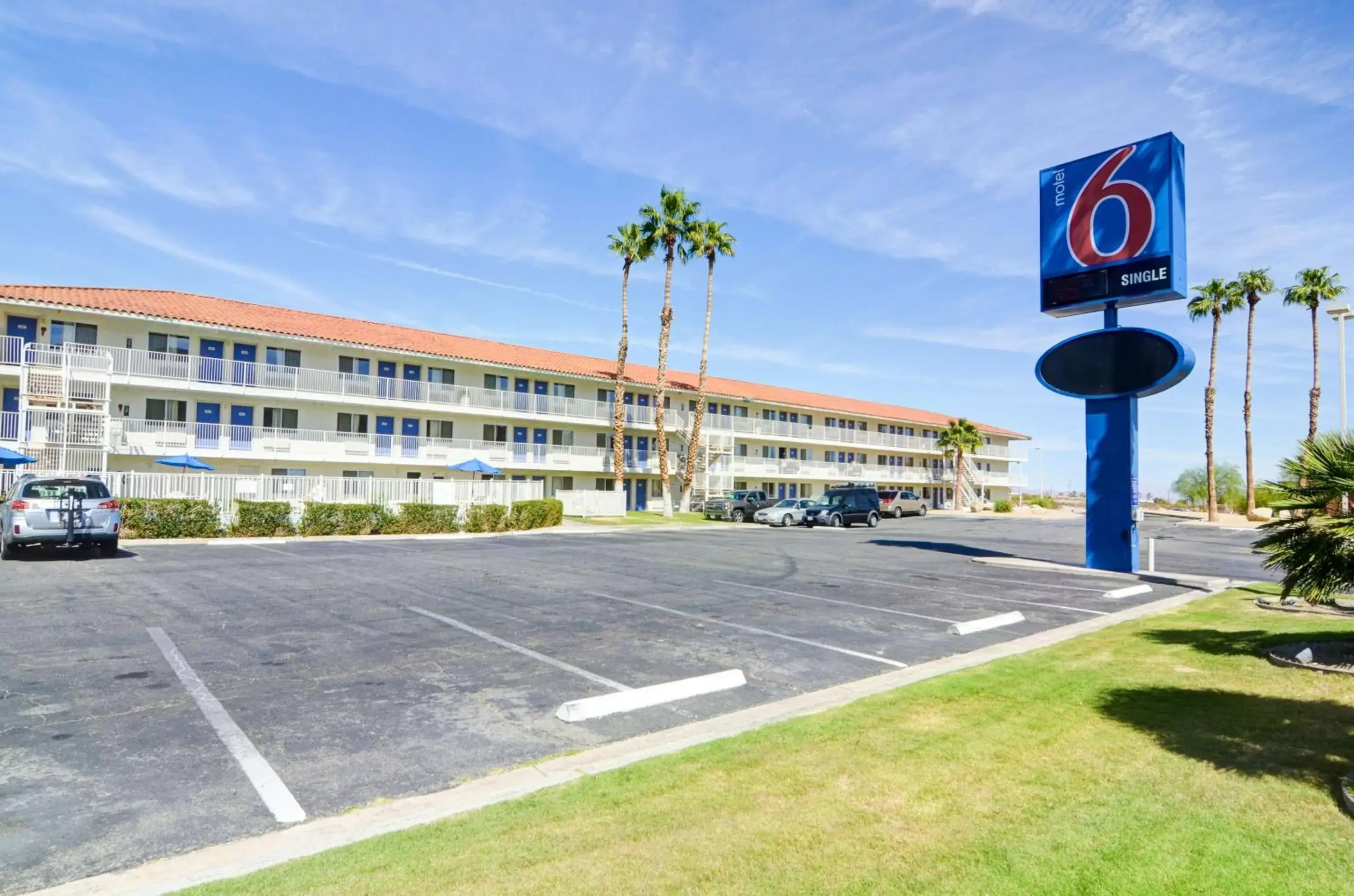 Property building in Motel 6-Twentynine Palms, CA Property building in Motel 6-Twentynine Palms, CA