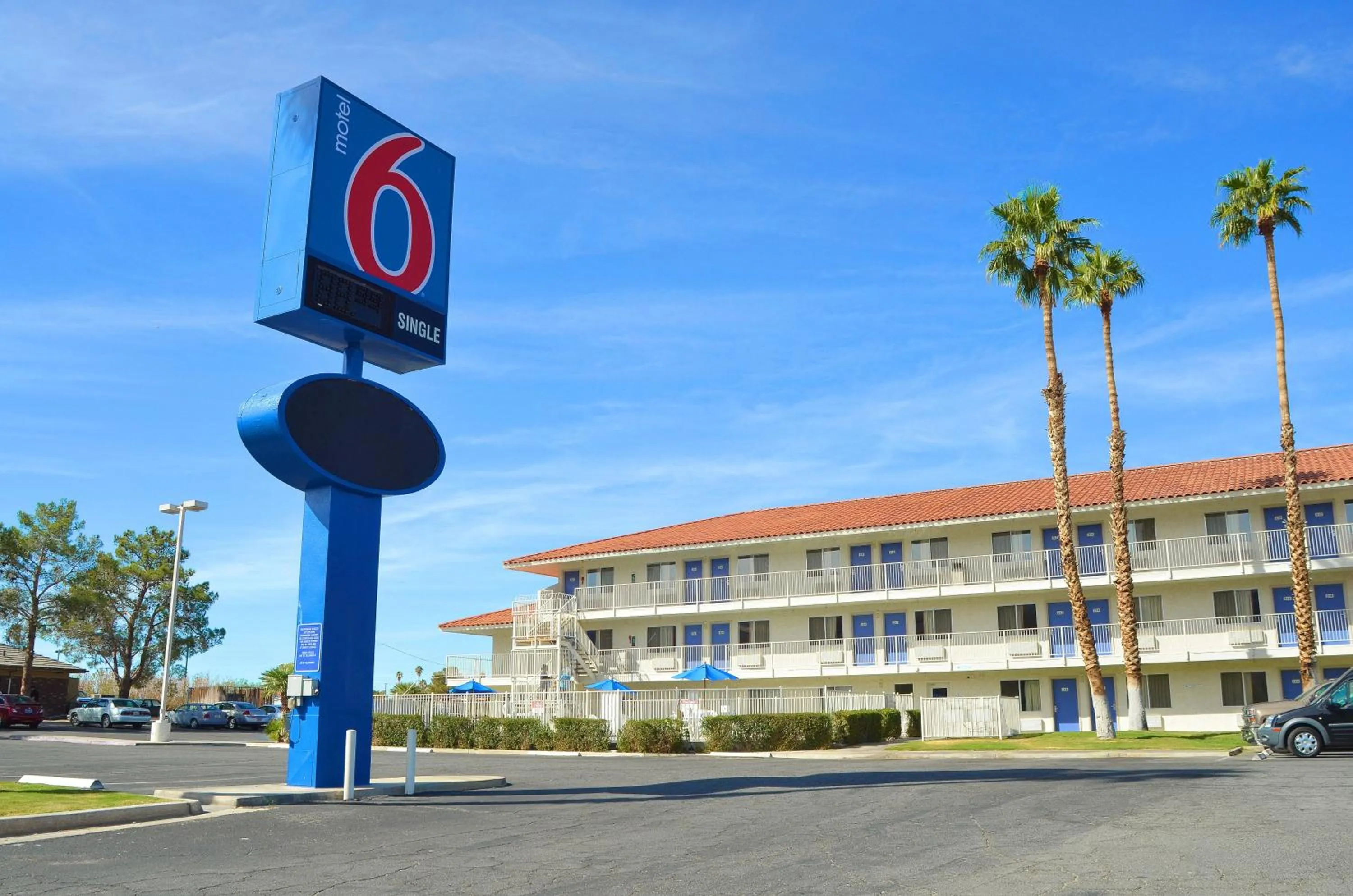 Facade/entrance in Motel 6-Twentynine Palms, CA