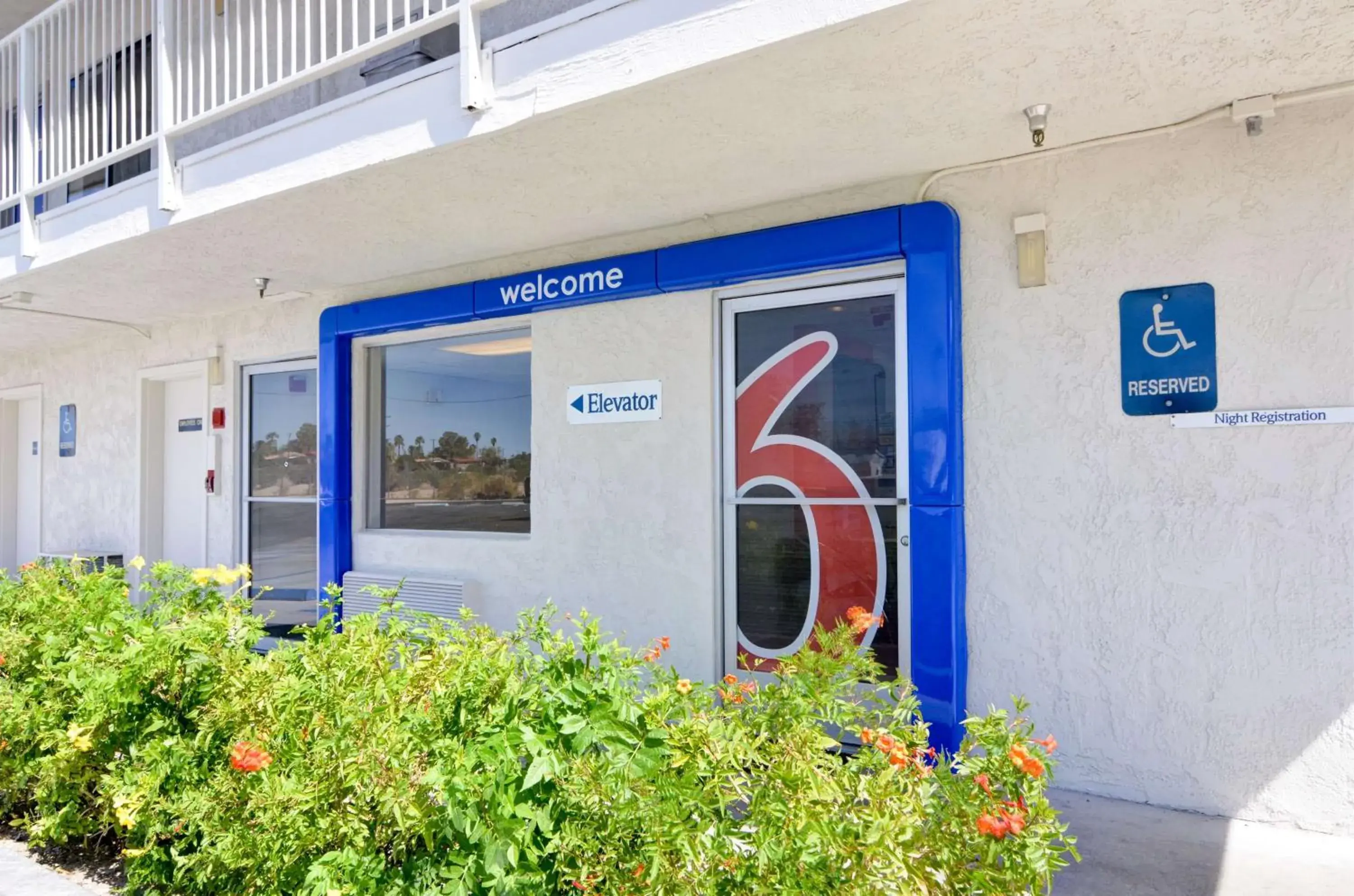 Property building in Motel 6-Twentynine Palms, CA Property building in Motel 6-Twentynine Palms, CA