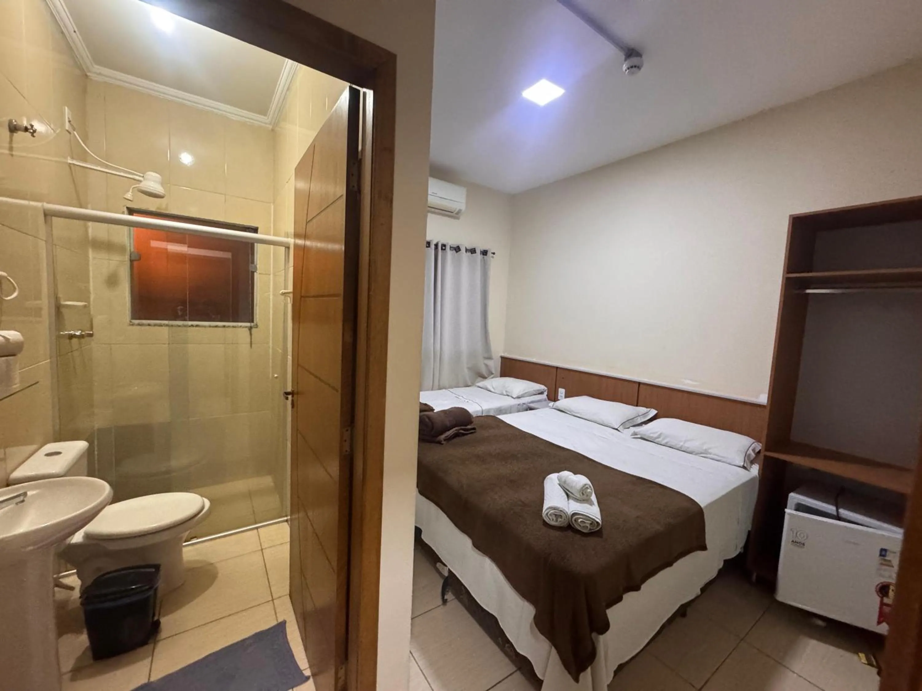 Comfort Triple Room with Shower in Pousada Santa Gianna