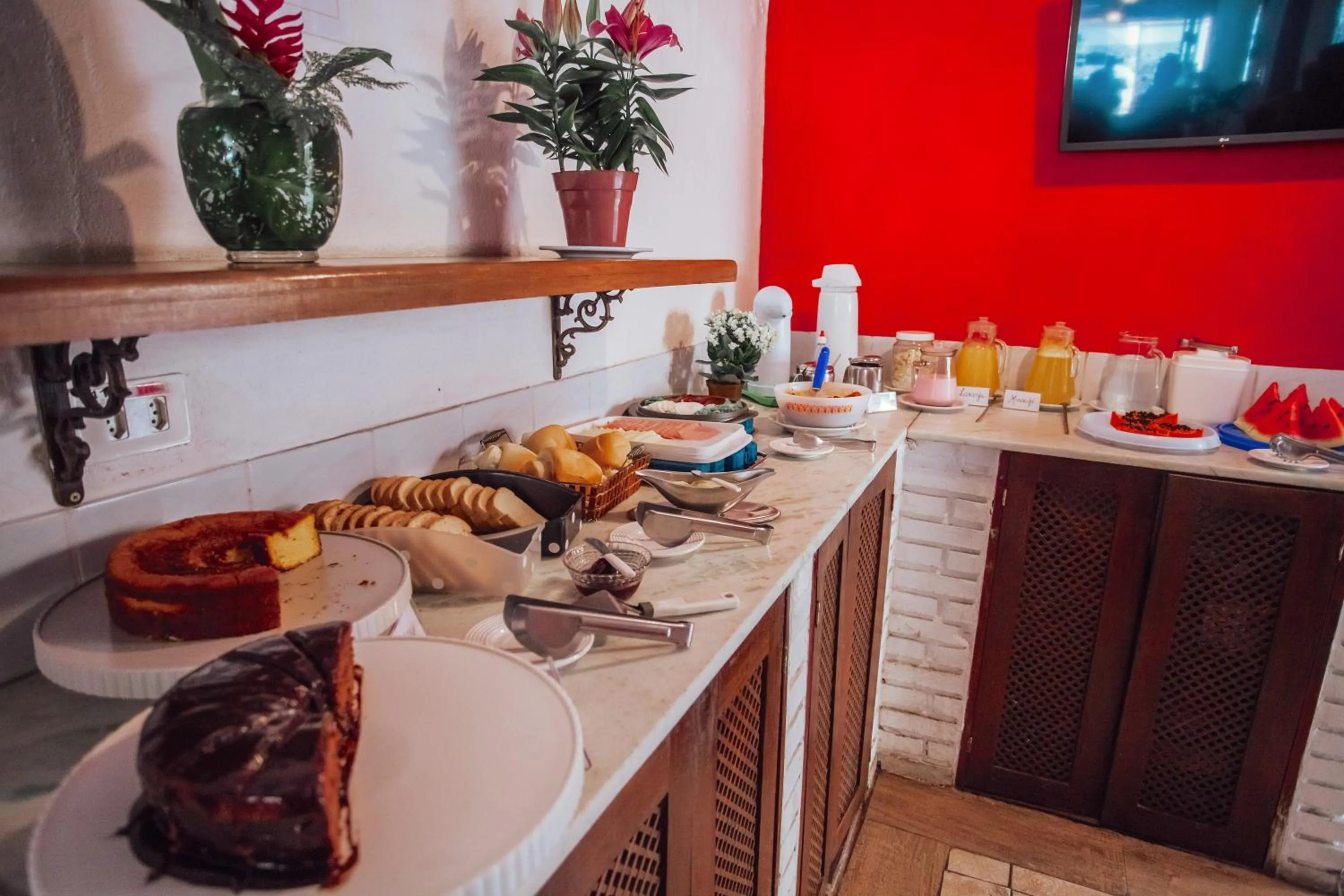 Breakfast in Pousada Chale Suísso