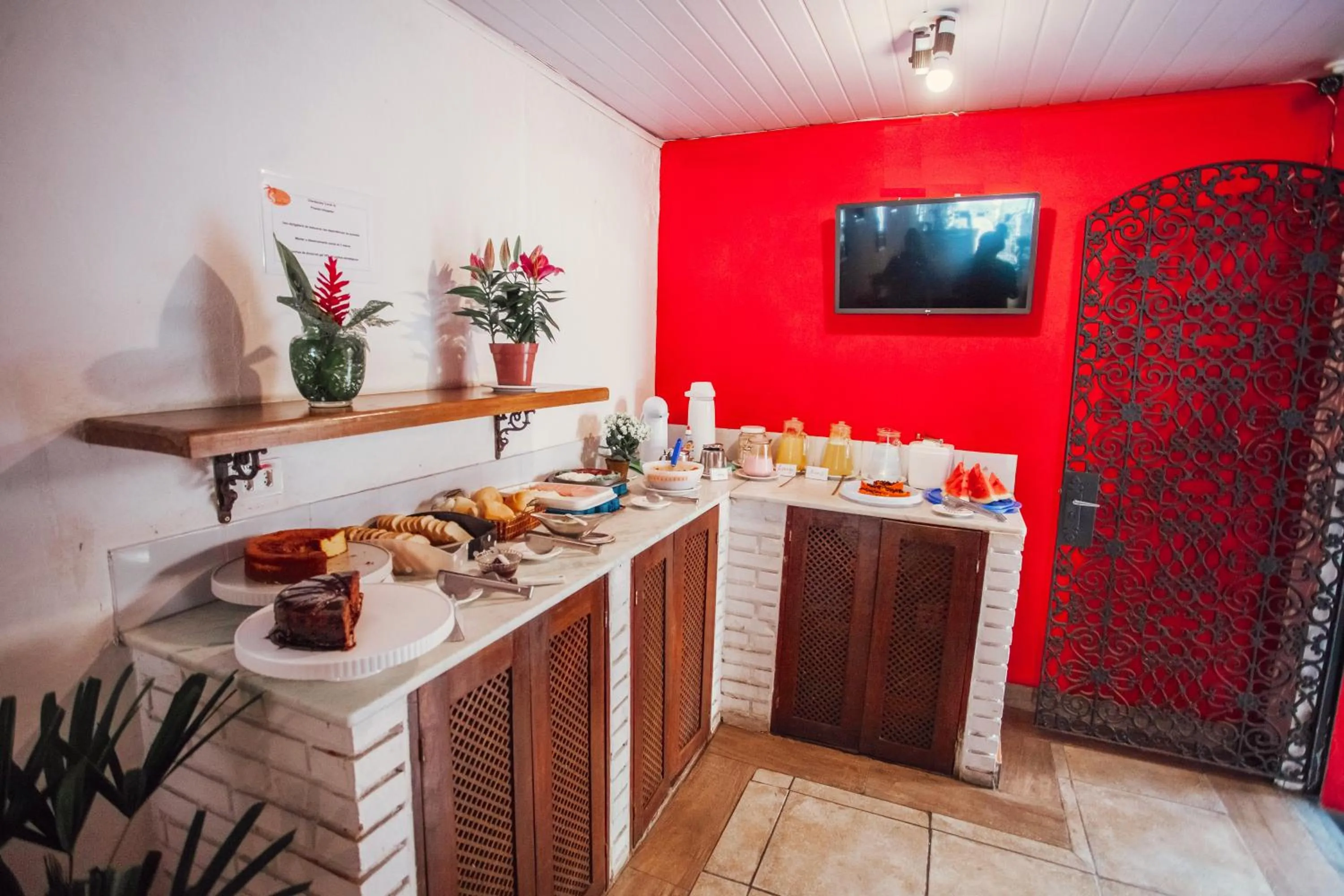 Breakfast in Pousada Chale Suísso