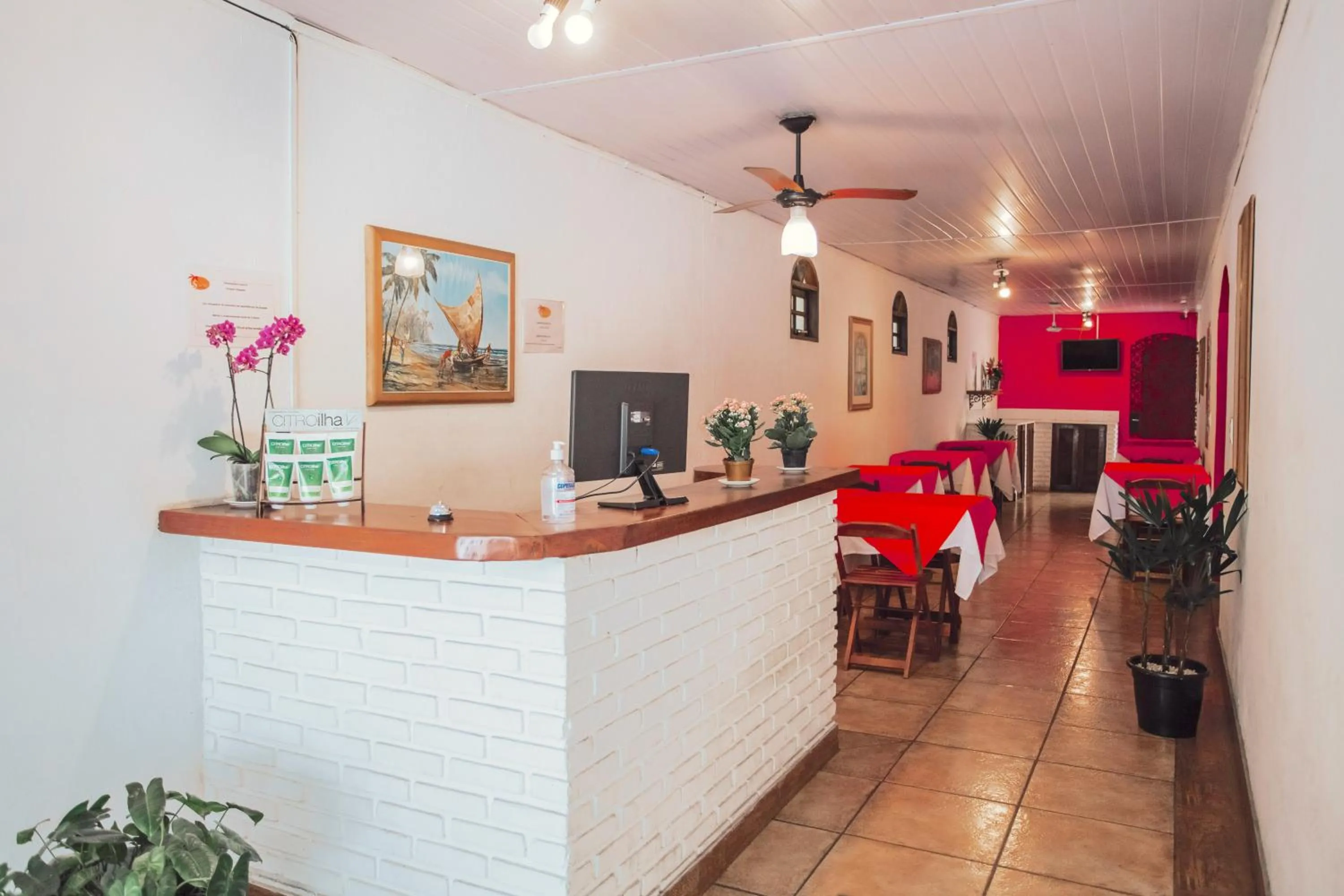 Lobby or reception in Pousada Chale Suísso