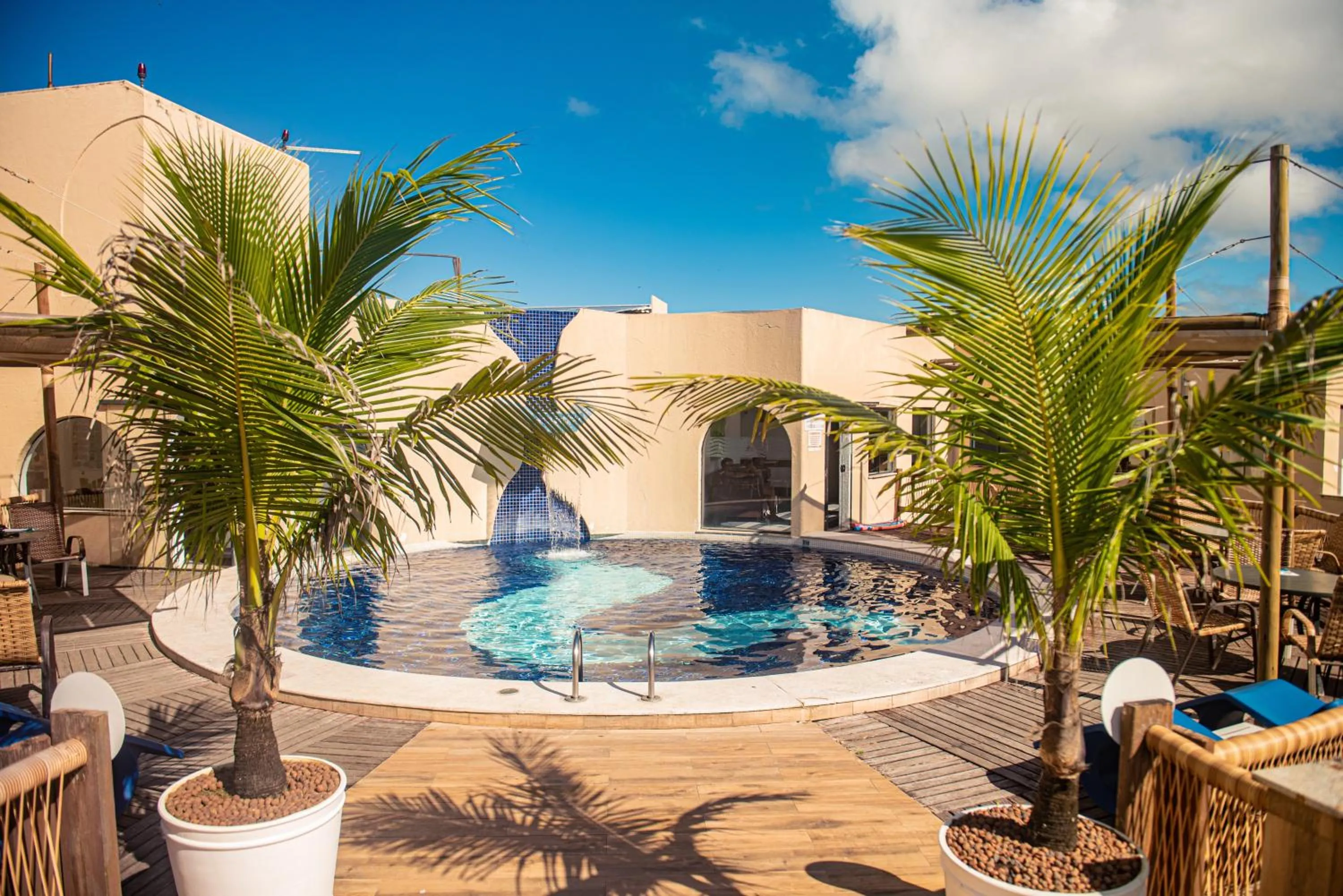 Swimming pool in Opaba Praia Hotel