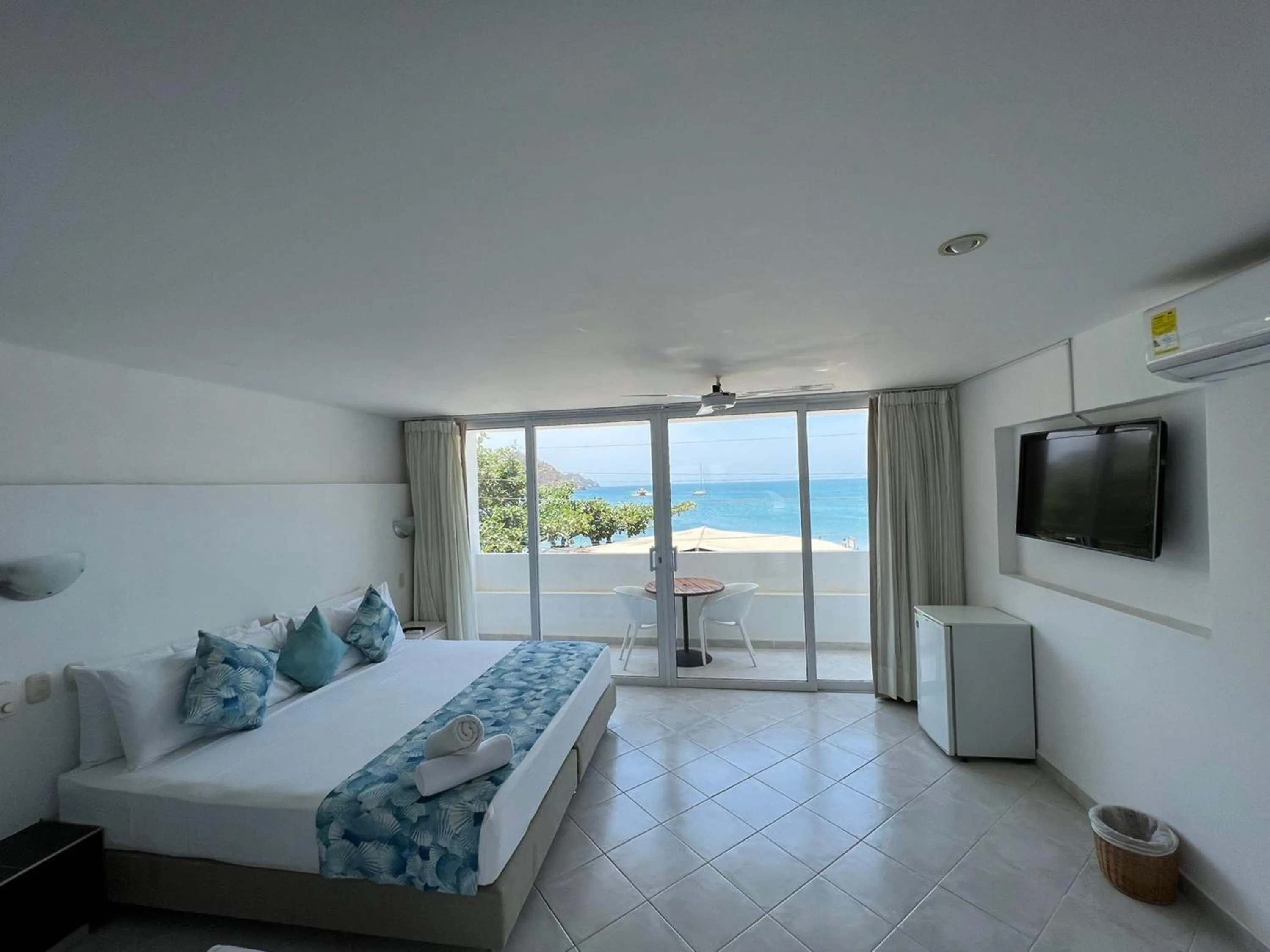 Bed in La Ballena Azul Hotel