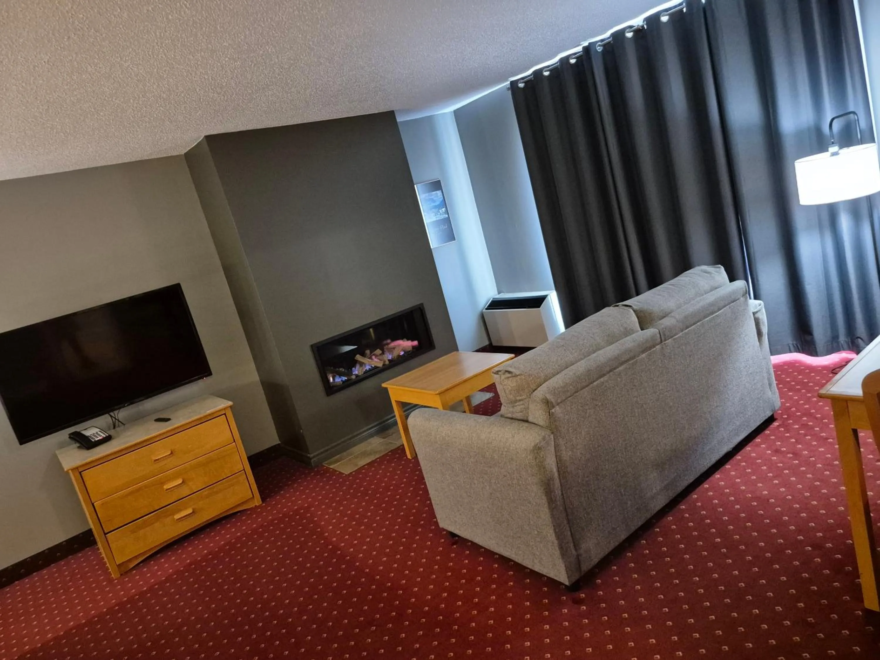 Seating area in Hotel Baie Saint Paul