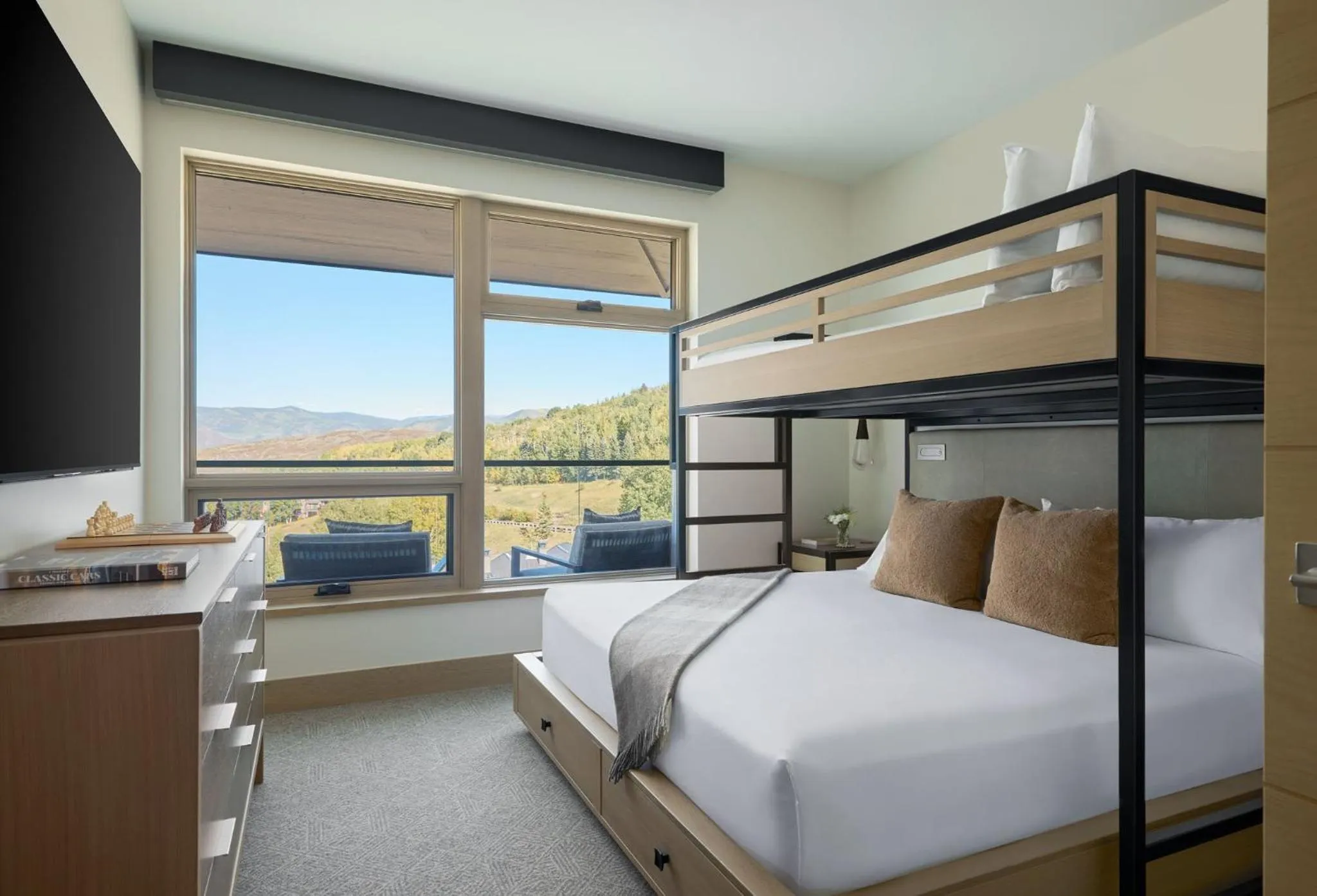 Bedroom, Bed in Viceroy Snowmass