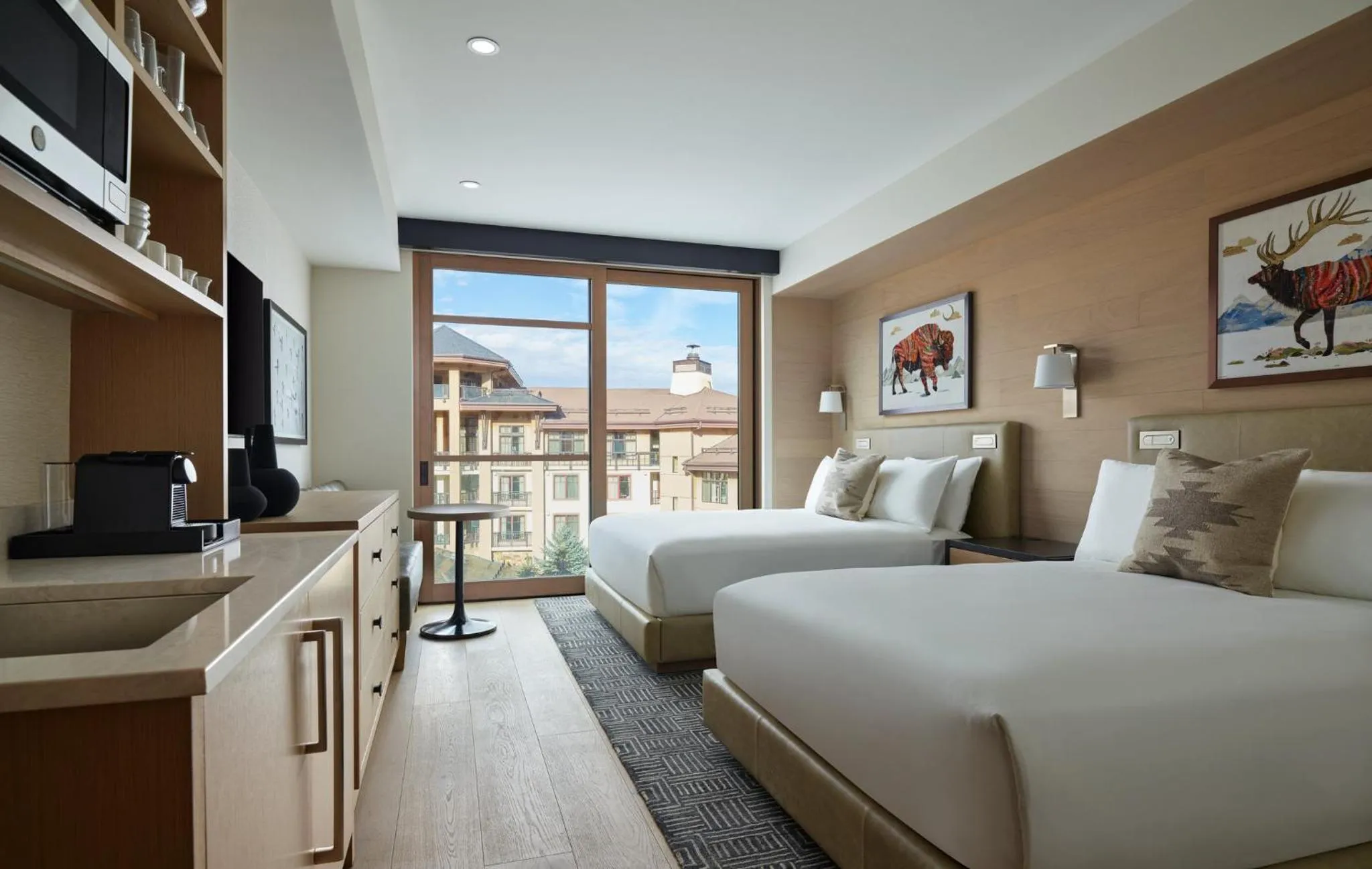 Photo of the whole room, Bed in Viceroy Snowmass