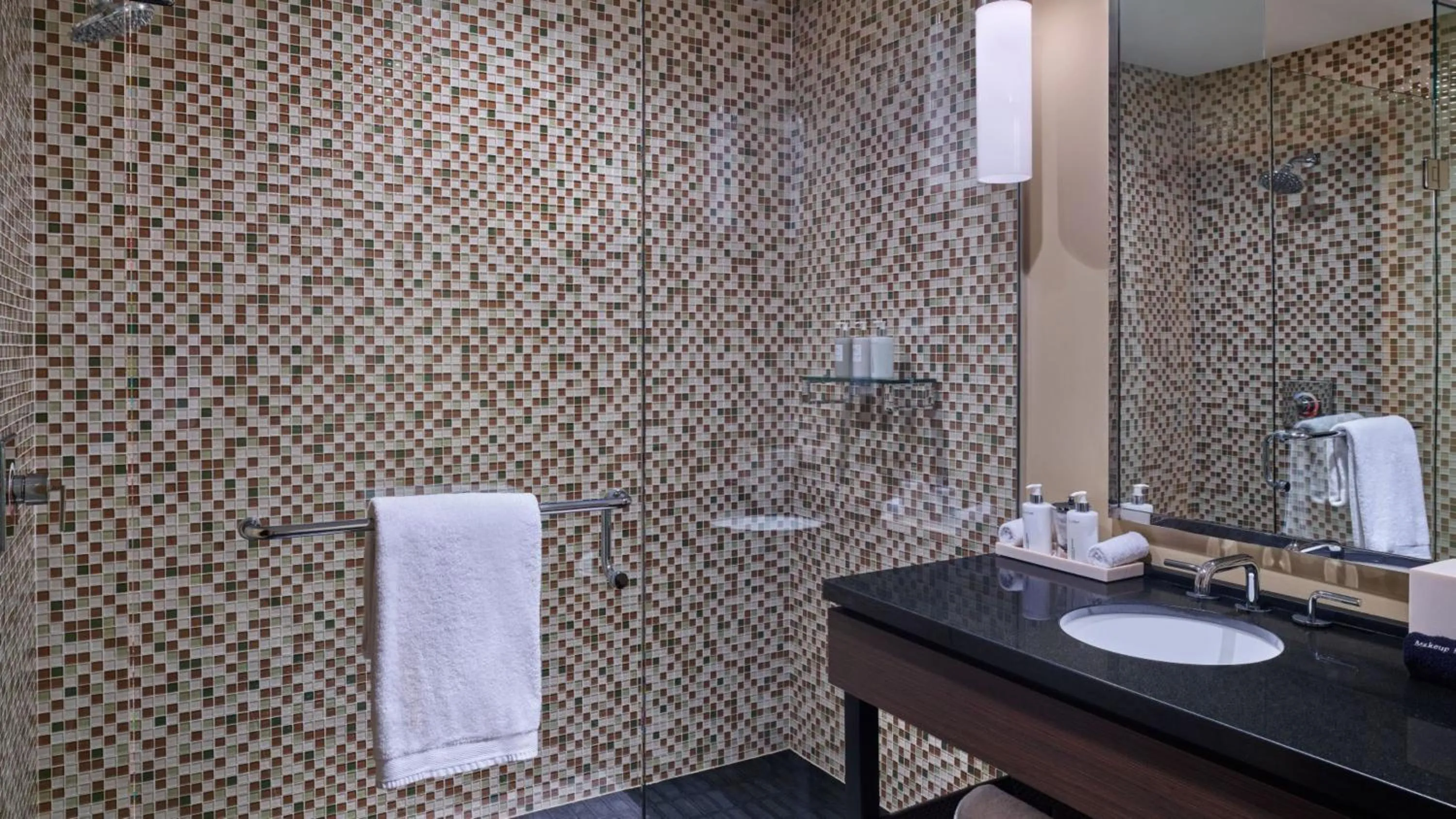 Photo of the whole room in Viceroy Snowmass