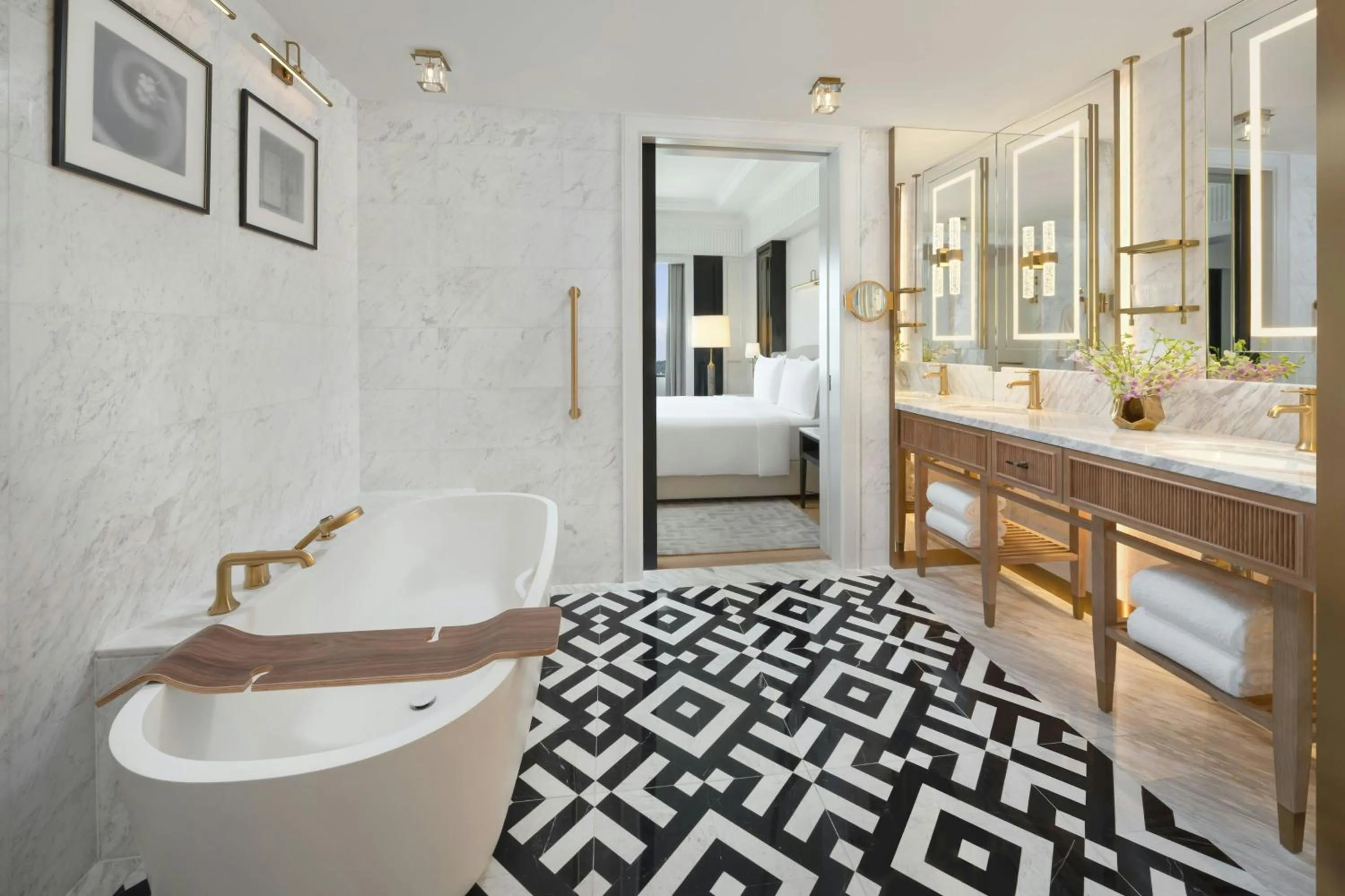 Bathroom in The Laurus, a Luxury Collection Resort, Singapore