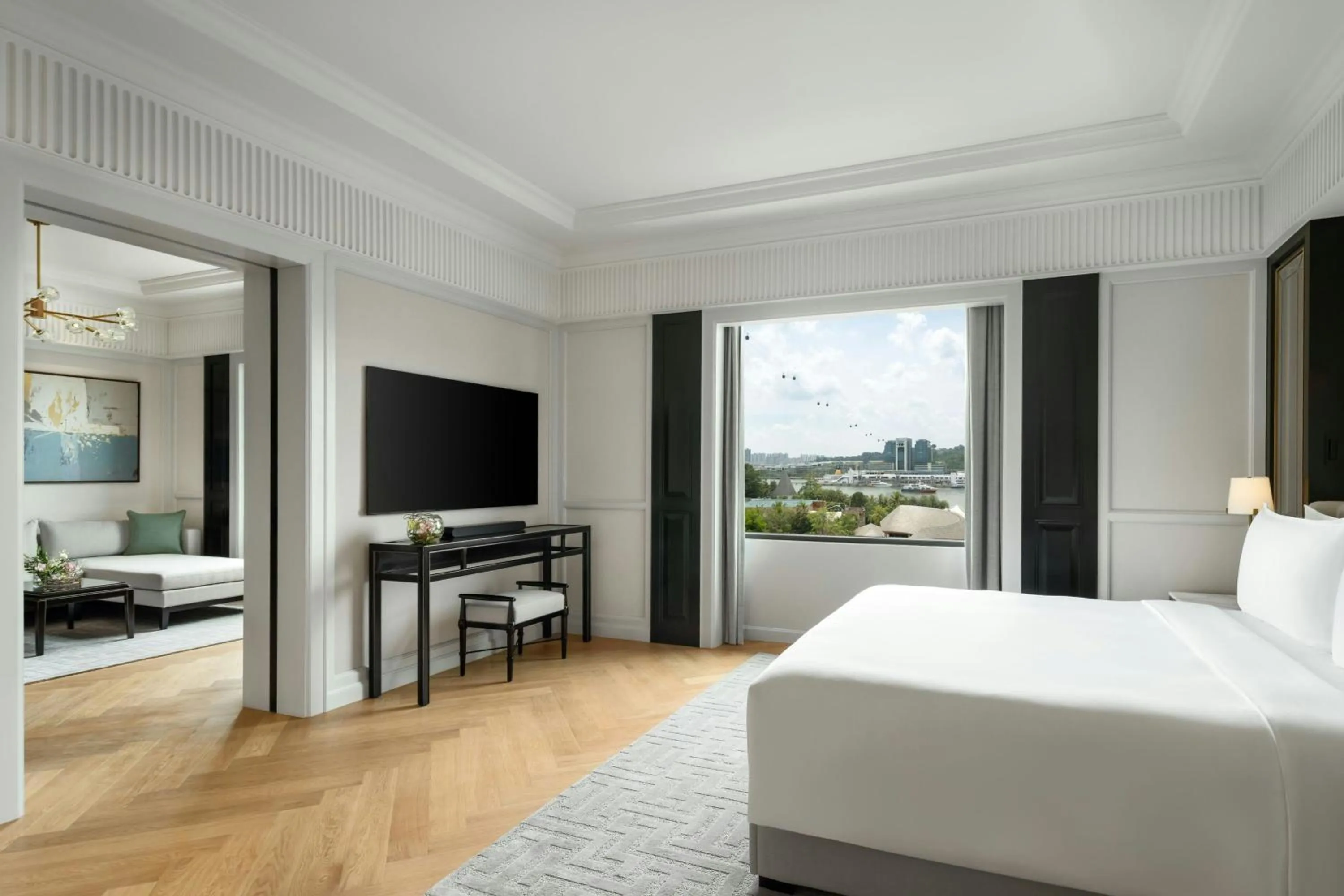 Photo of the whole room, Bed in The Laurus, a Luxury Collection Resort, Singapore